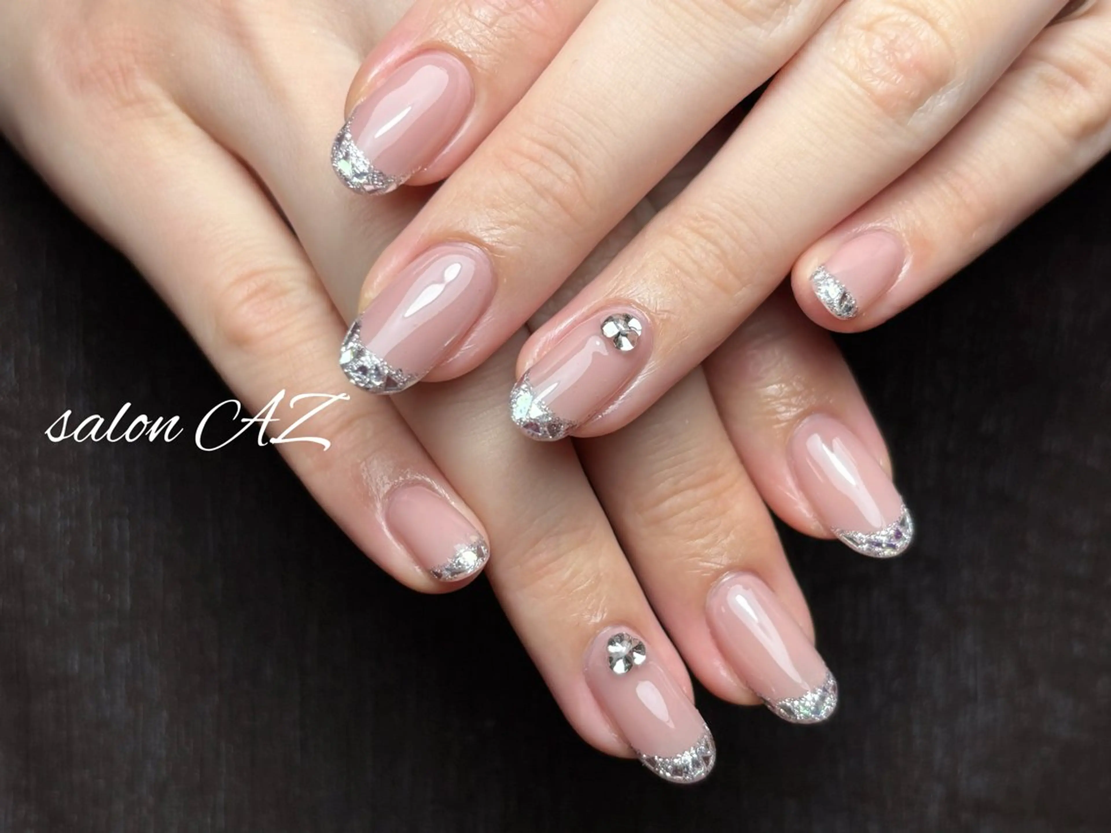 ネイル アートネイル 長さ出し フットネイル フレンチネイル ジェルネイル ハンドネイル salon AZのネイルデザイン