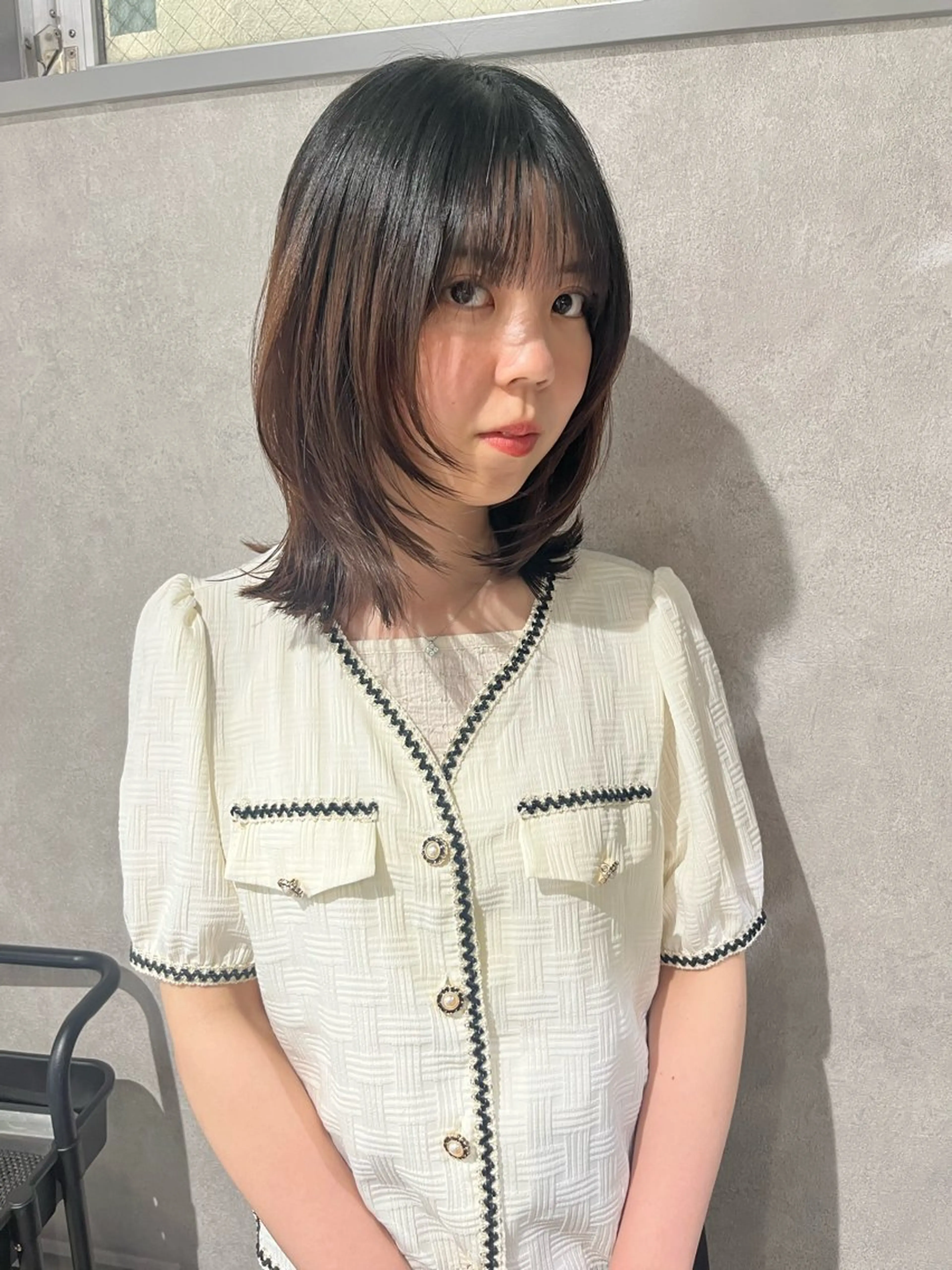 ミディアム レイヤーカット yuumi/大濠🪷 レイヤー/ハイトーンのヘアスタイル