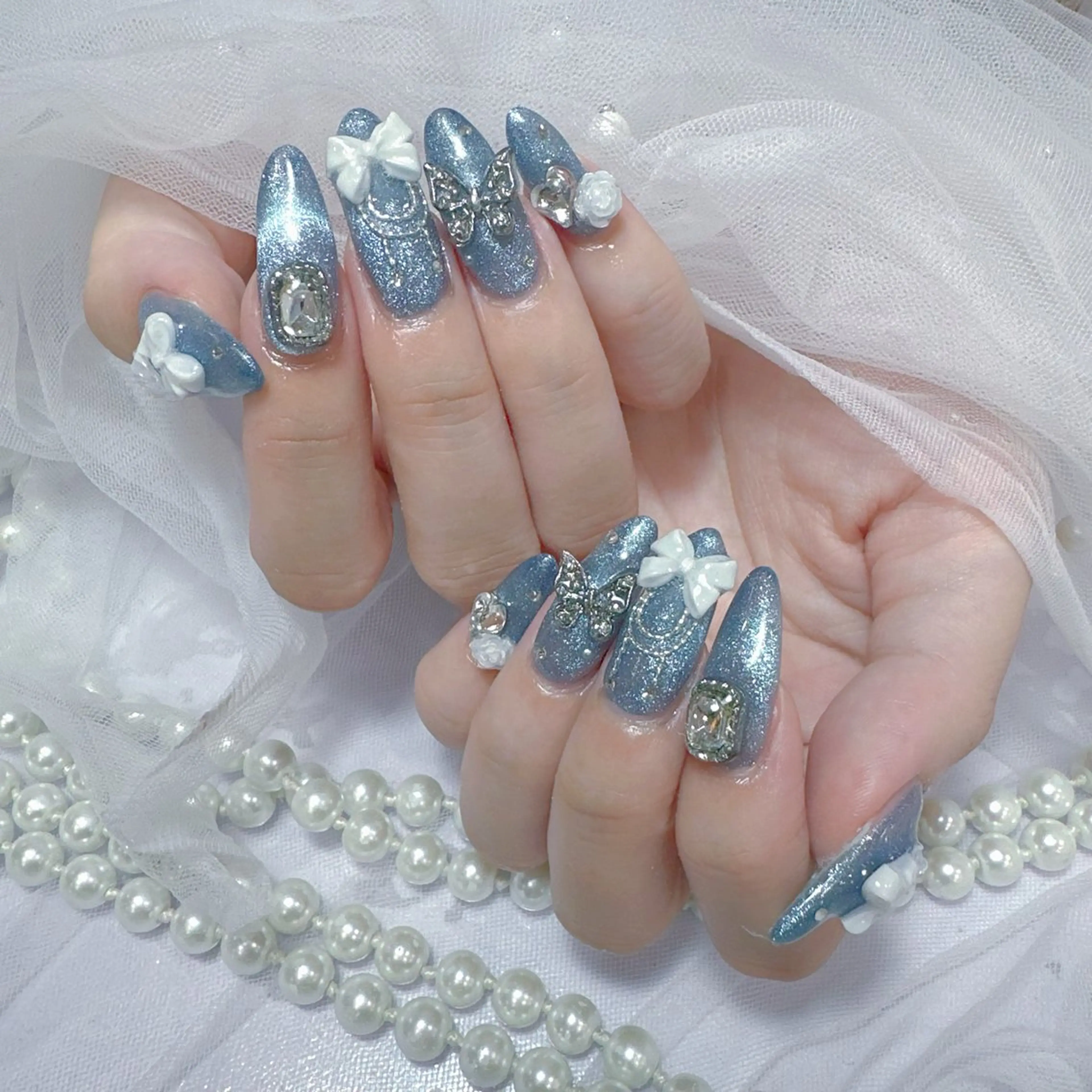 ネイル アートネイル フラッシュネイル フレンチネイル ジェルネイル ガラスフレンチ ハンドネイル You&Me Miyuのネイルデザイン