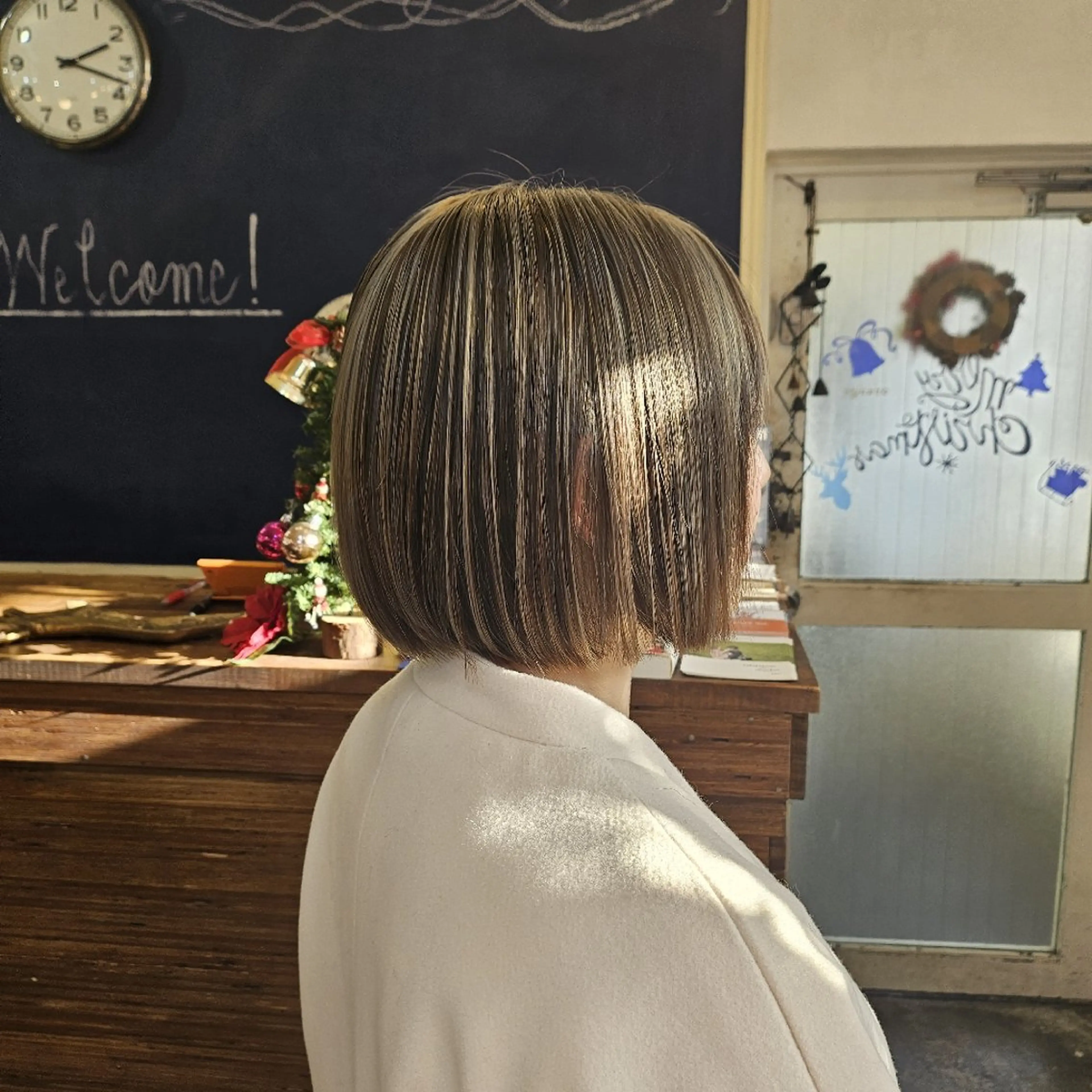 カラー ミディアム ハイライトカラー ボブ ハイライト ヘアカラー あべかりん/原宿 /マツパ/ハイトーンのヘアスタイル