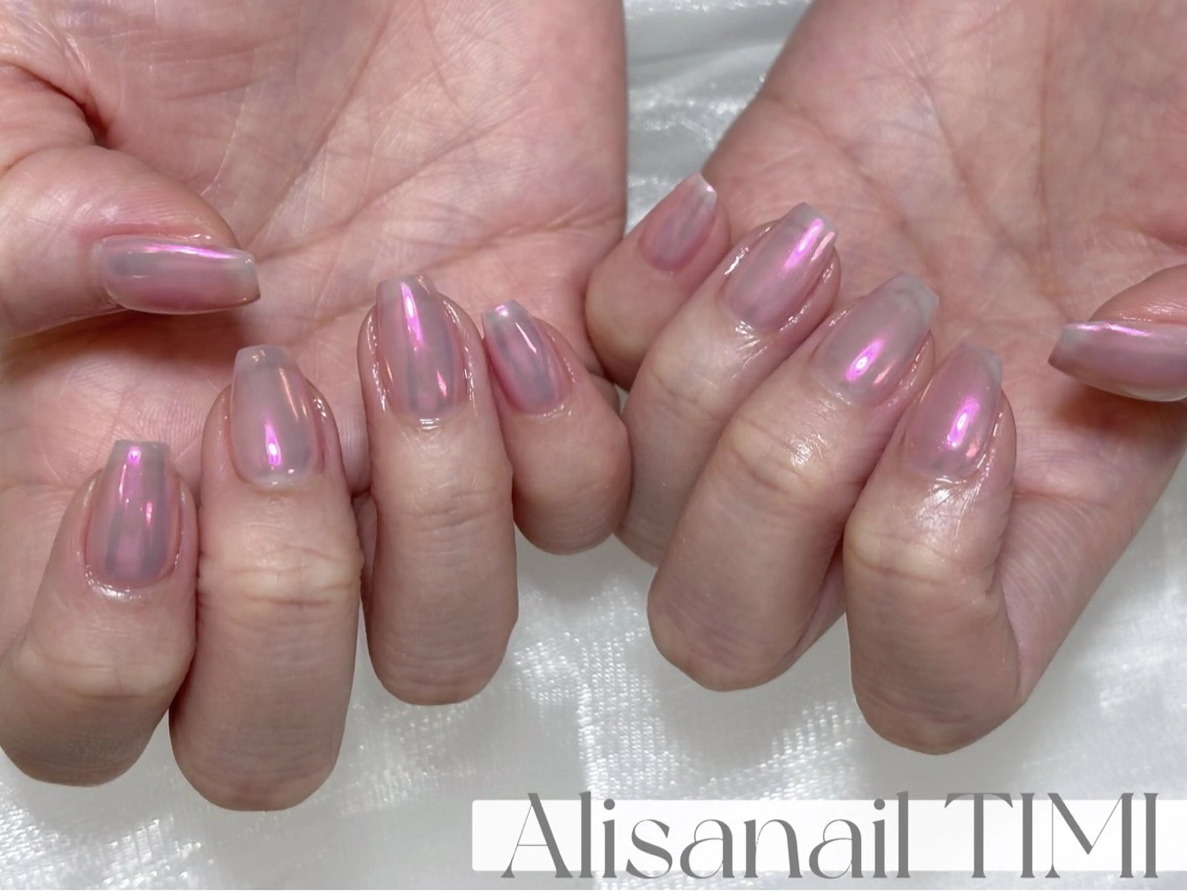 ネイル ミラーネイル ワンカラーネイル ピンク ハンドネイル Alisa nail Timiのネイルデザイン