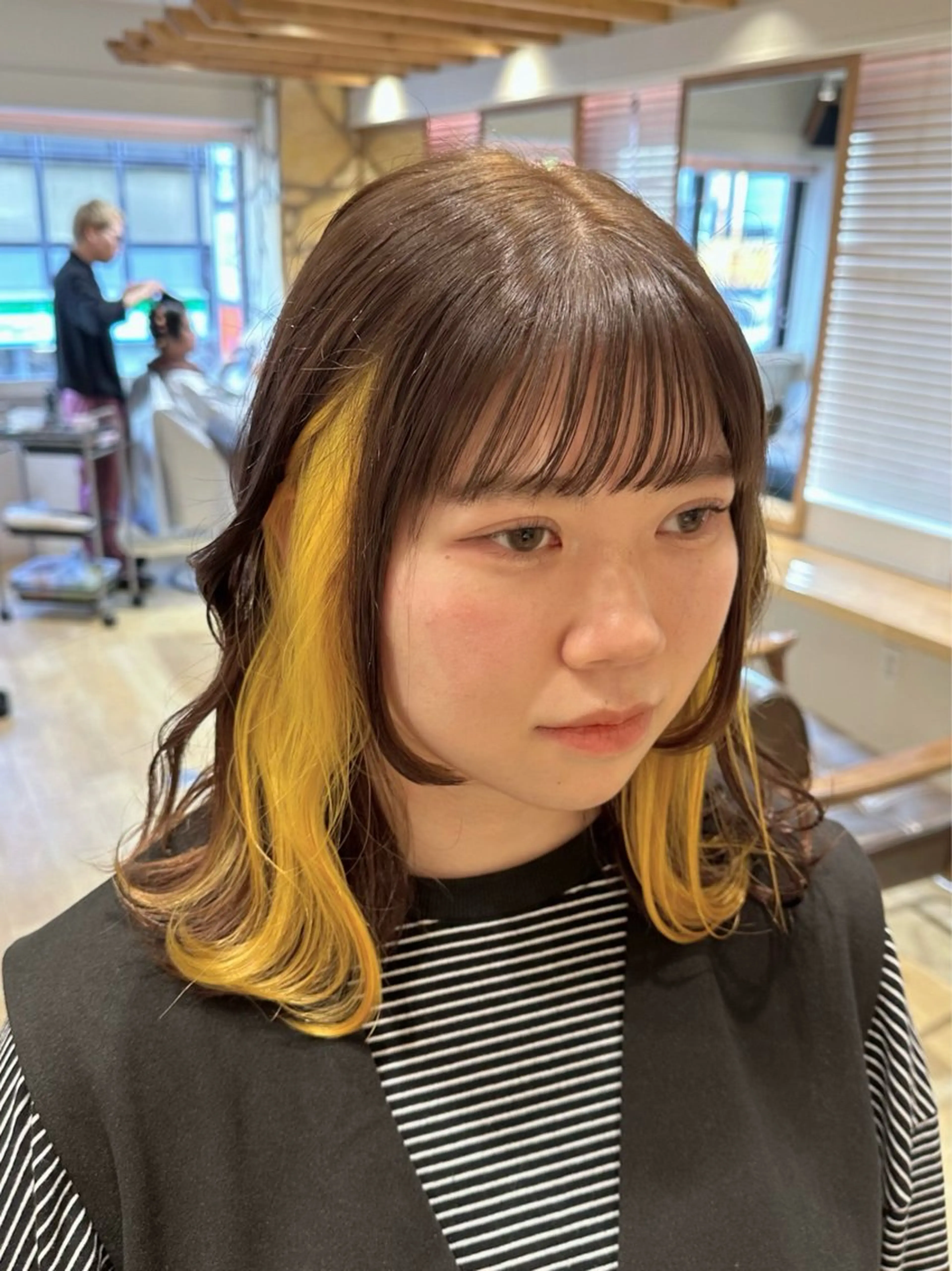 セミロング カット ヘアカラー 新宿 木下拓哉のヘアスタイル