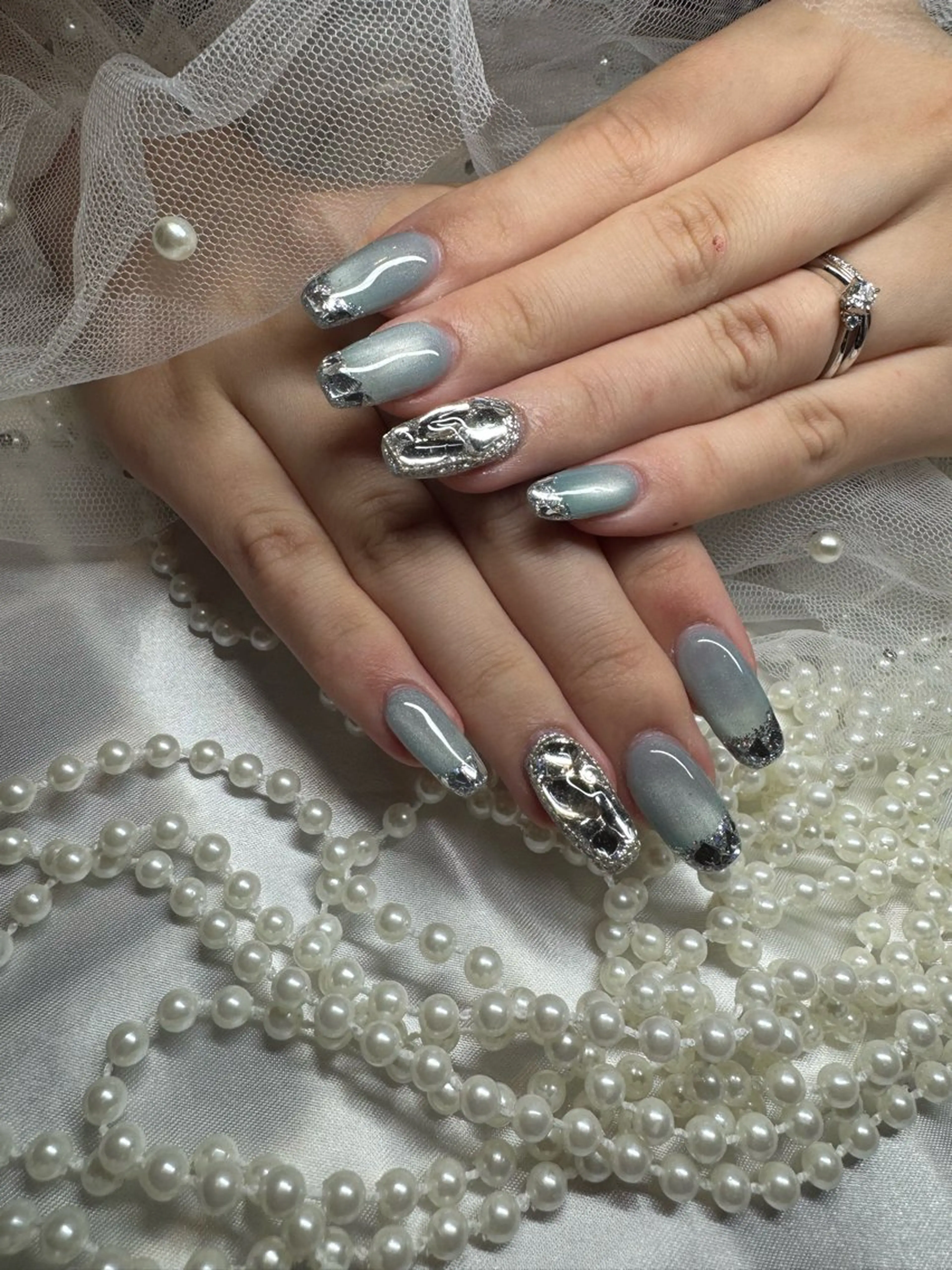 ネイル ハンドネイル 濱岡 咲のネイルデザイン