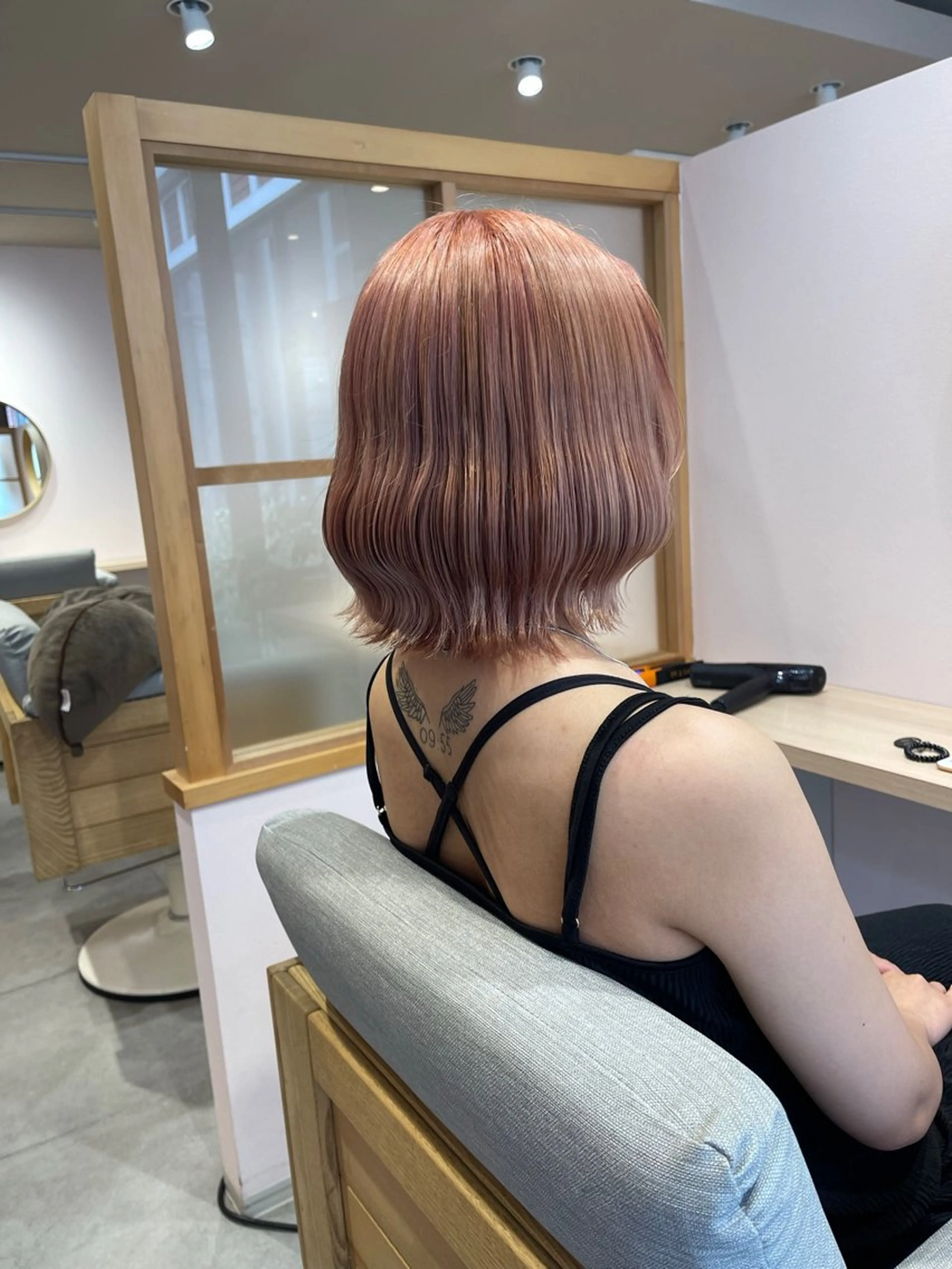 ショート カラー ベージュカラー ピンクカラー ピンクベージュ rio .のヘアスタイル