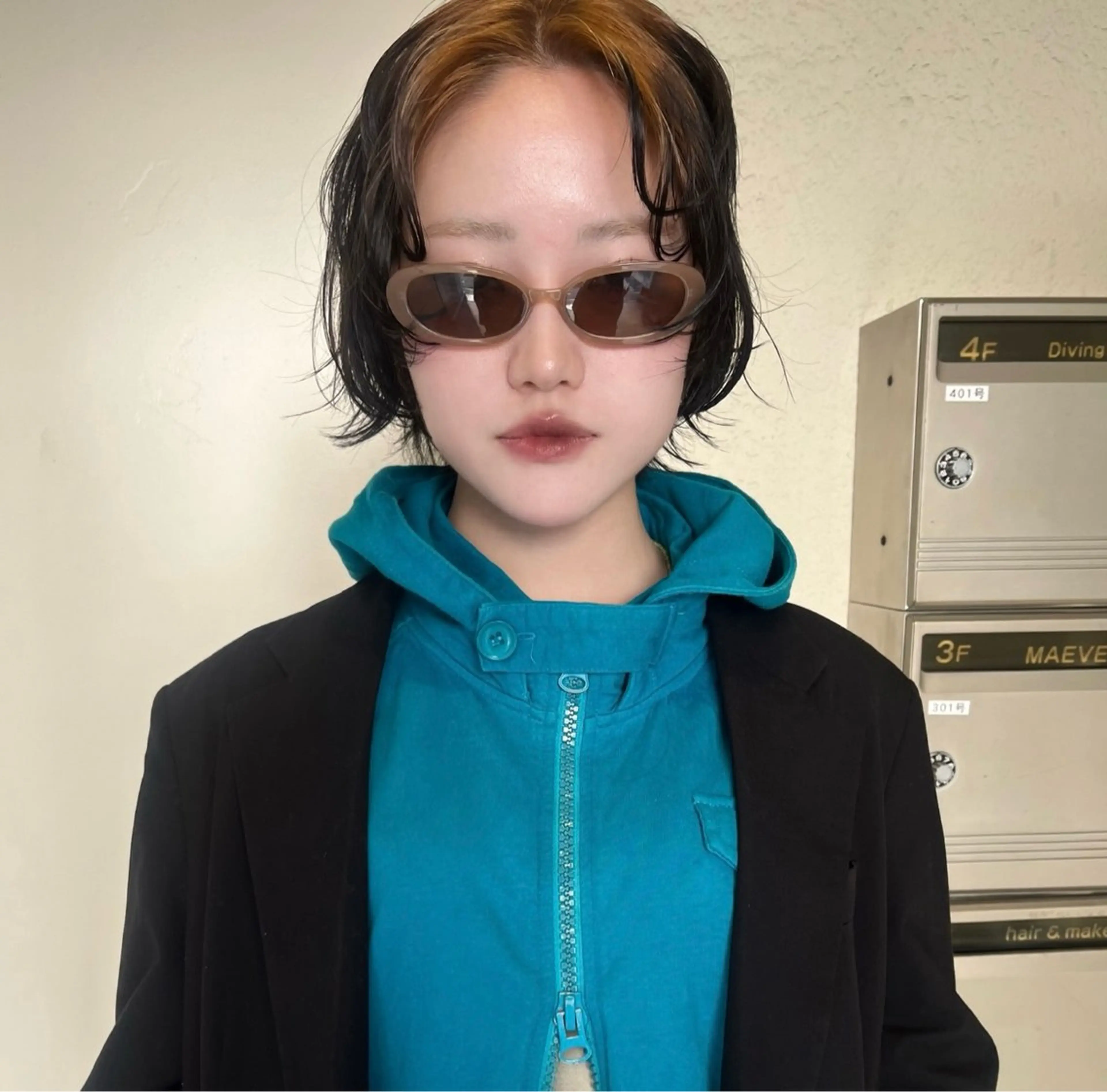 カラー デザインカラー sliver ・siki /YUIのヘアスタイル