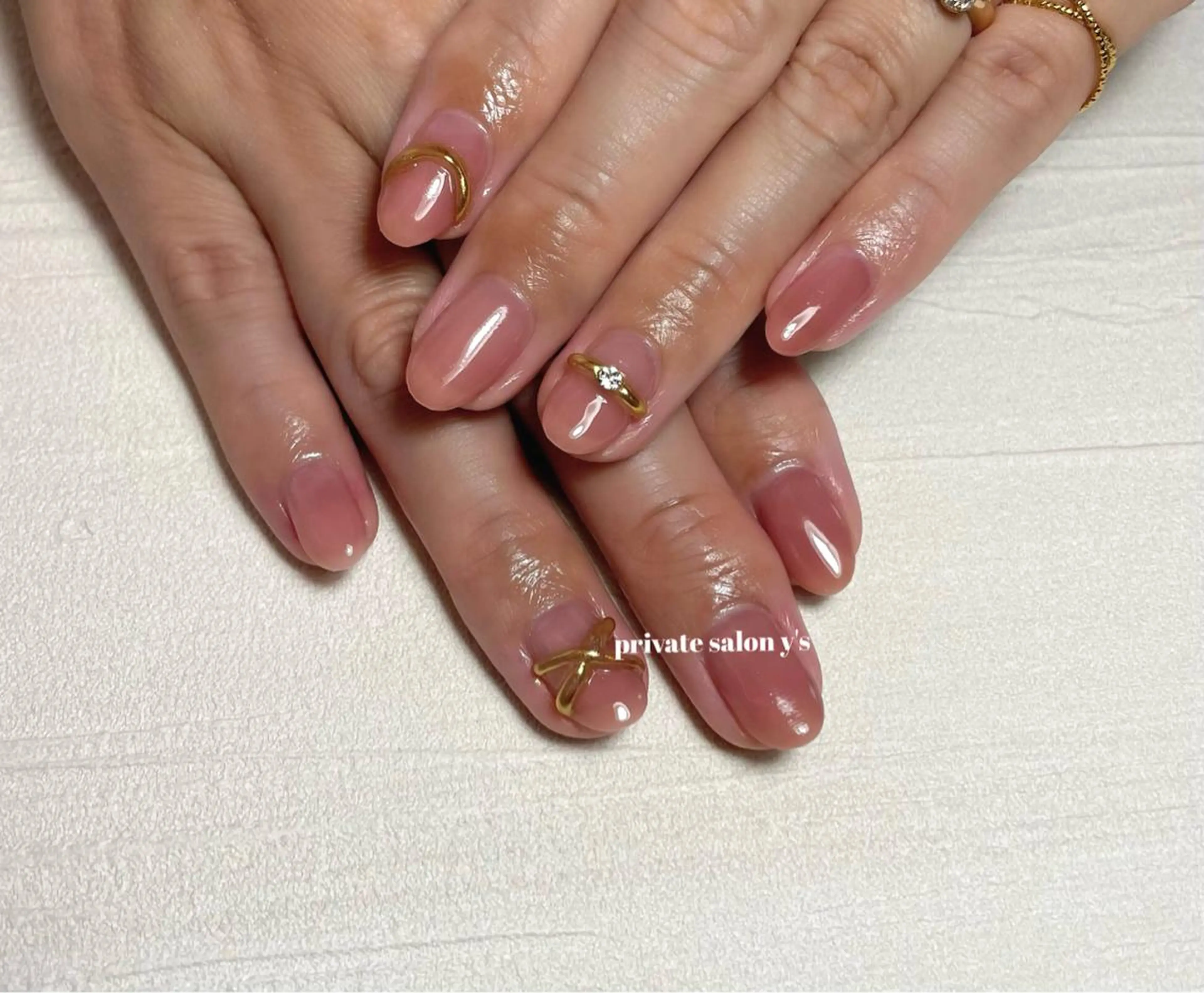 ネイル y' sのネイルデザイン