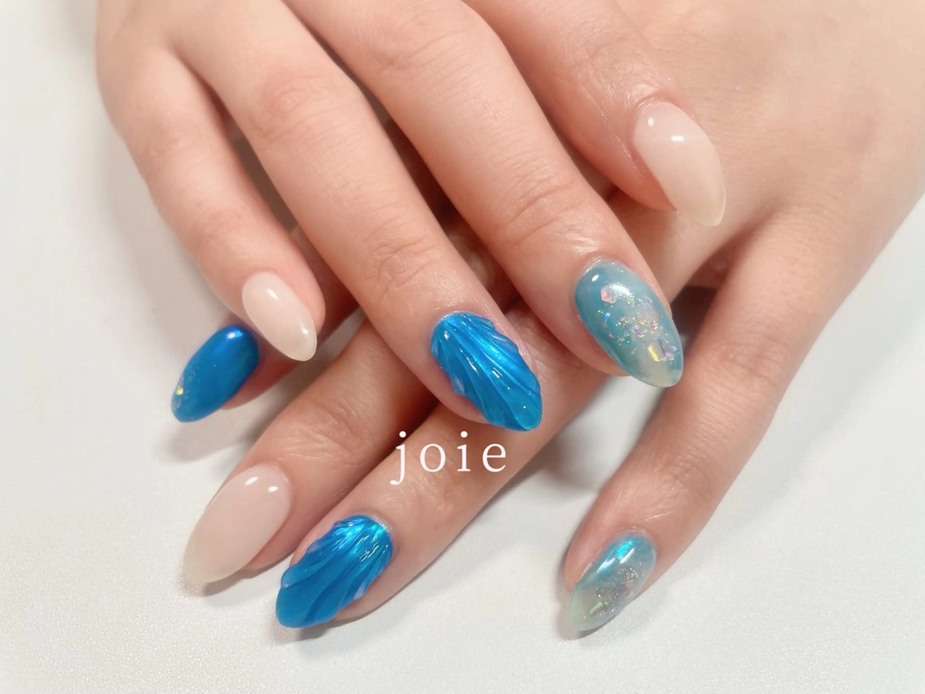 ネイル フットネイル キラキラネイル 夏ネイル Nailist Mikuのネイルデザイン