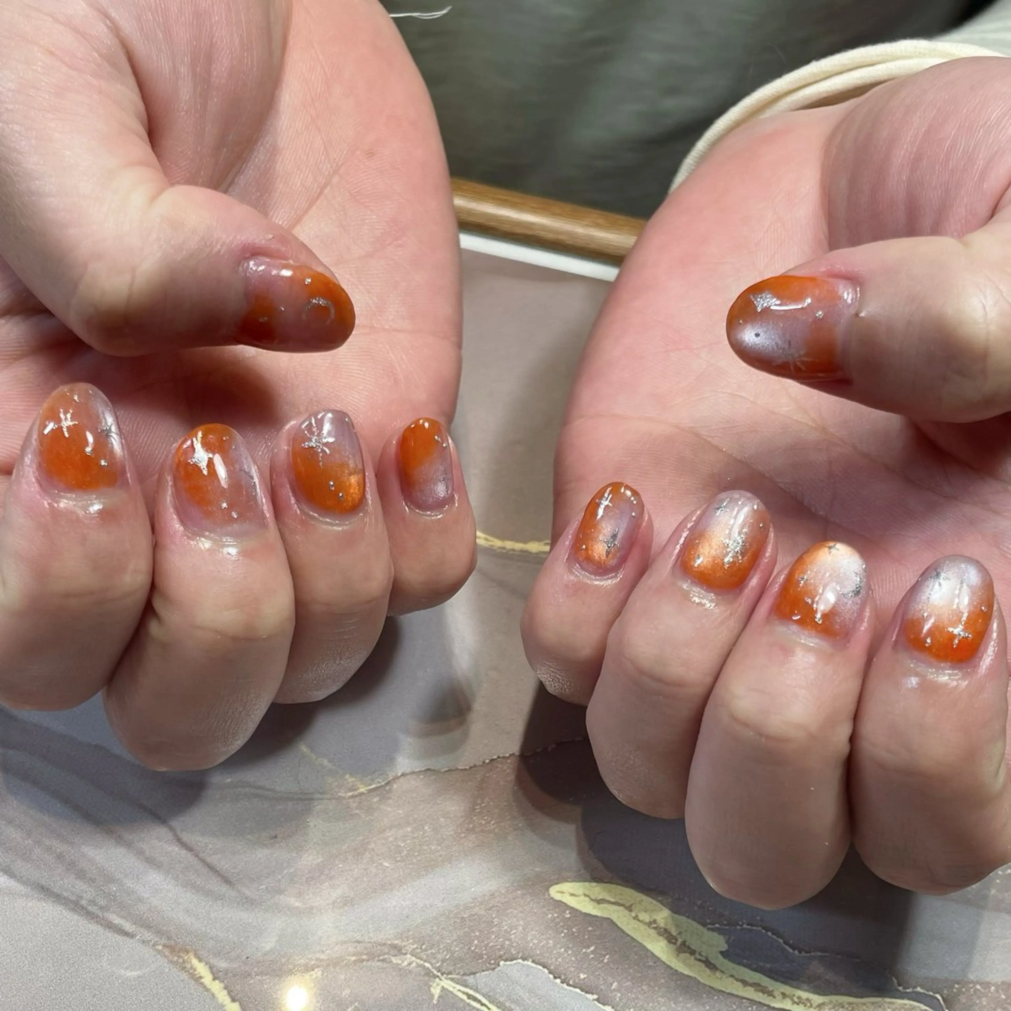 ネイル メンズネイル 持ち込み オレンジ ハンドネイル jujur HARUKA🌸のネイルデザイン