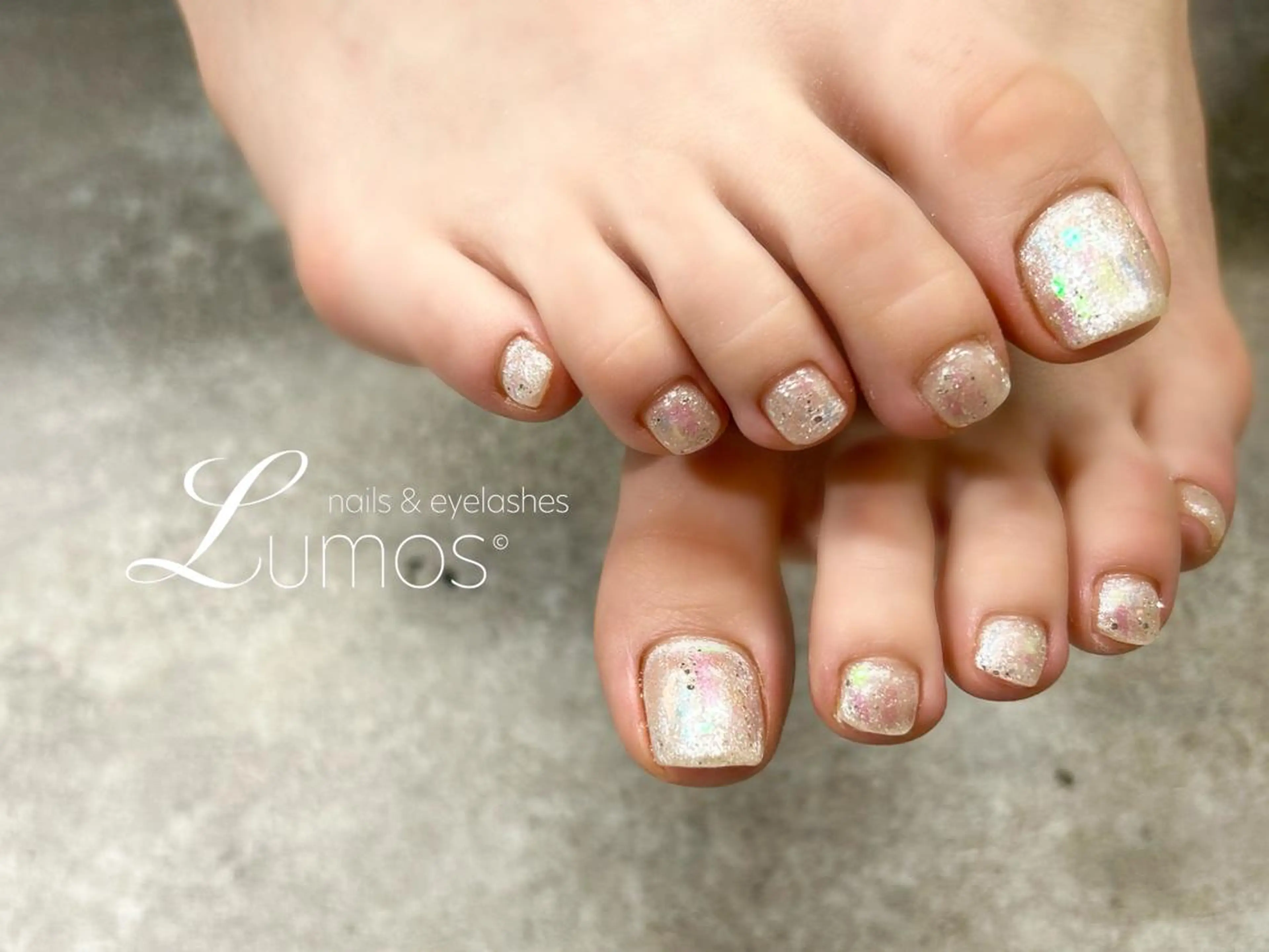 ネイル 桜ネイル フットネイル キラキラネイル ワンカラーネイル 春ネイル フットネイル Lumos/nail &eyelashes桜川店所属・Lumos Annのネイルデザイン