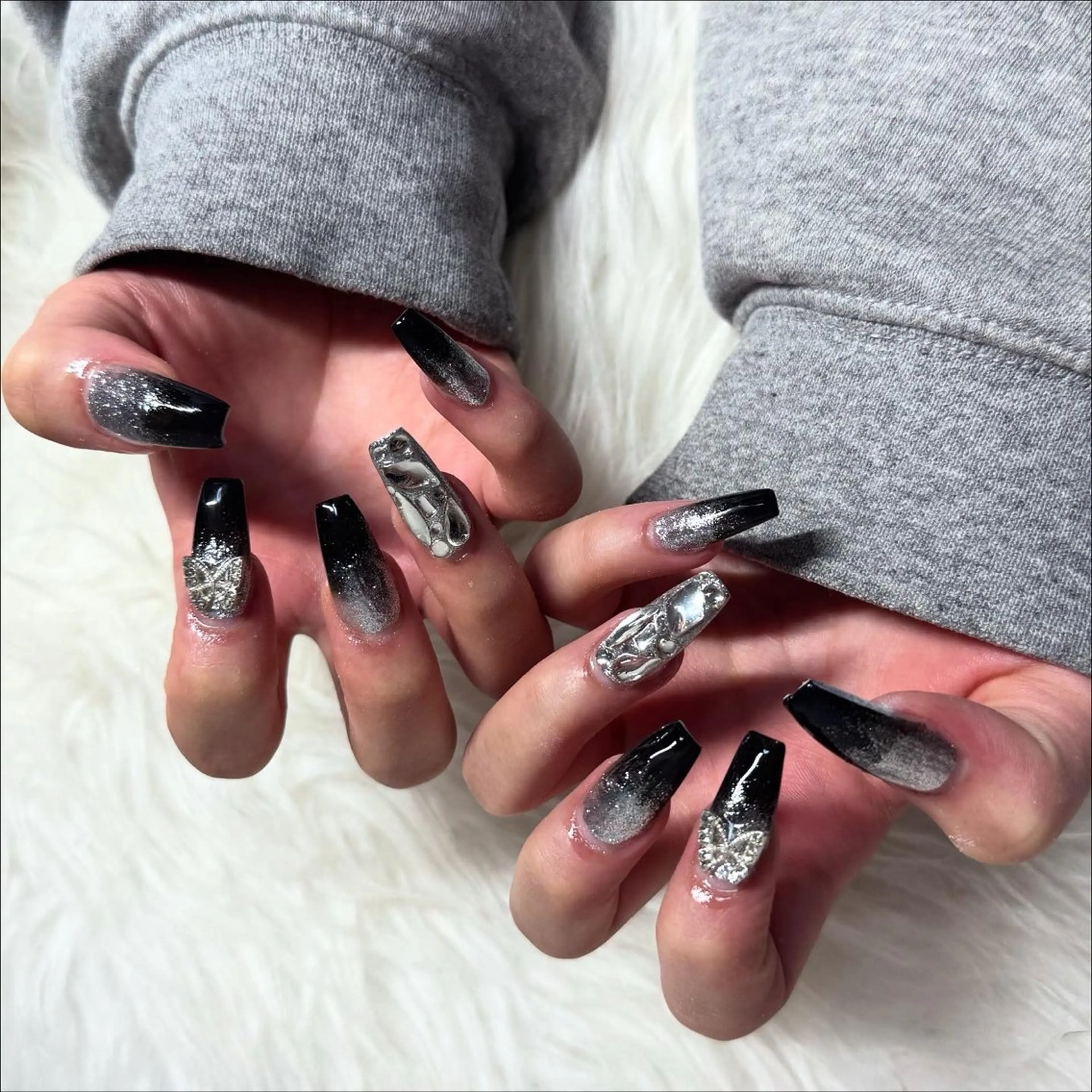 ロング ハンドネイル mao .のネイルデザイン