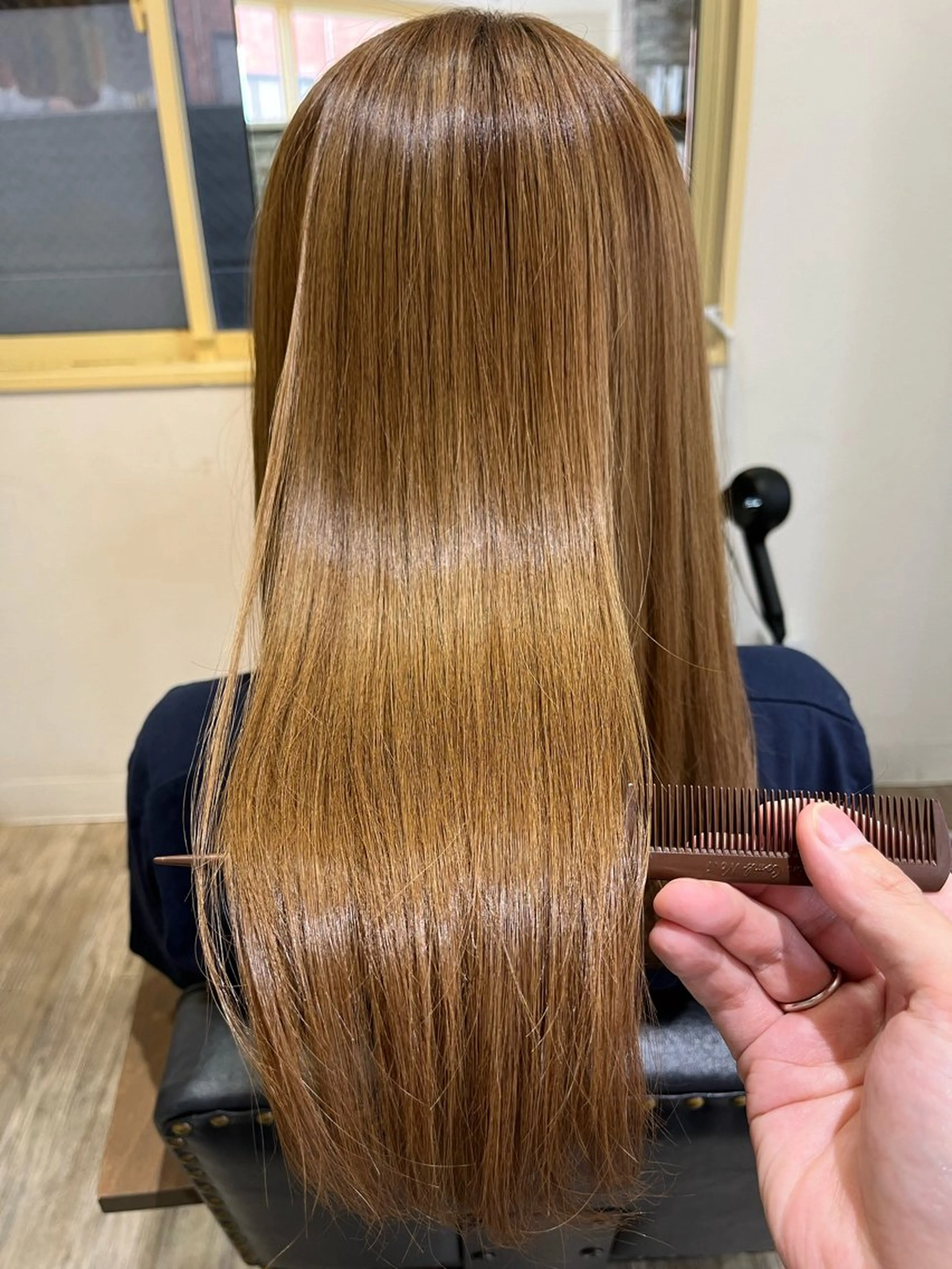 セミロング カラー ケアカラー トリートメント ヘアカラー トリートメント ワタイショウタ 髪質改善✨眉毛サロンのヘアスタイル