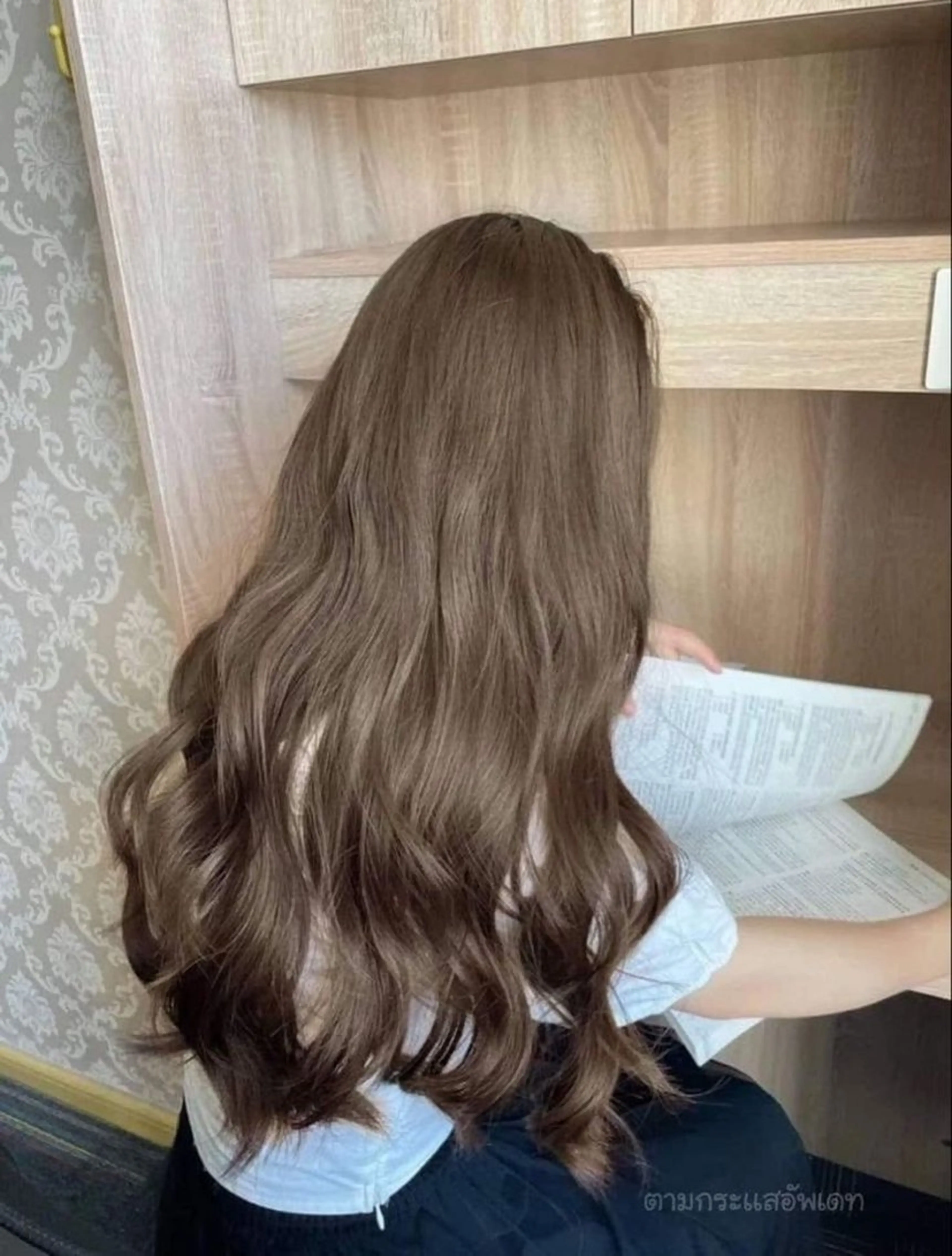 セミロング カラー ブリーチ 透明感カラー ブリーチなしカラー カット ヘアカラー トリートメント サロウィン　神戸三宮店所属・三宮No.1ブリーチ 無しカラー/杉山太貴のヘアスタイル