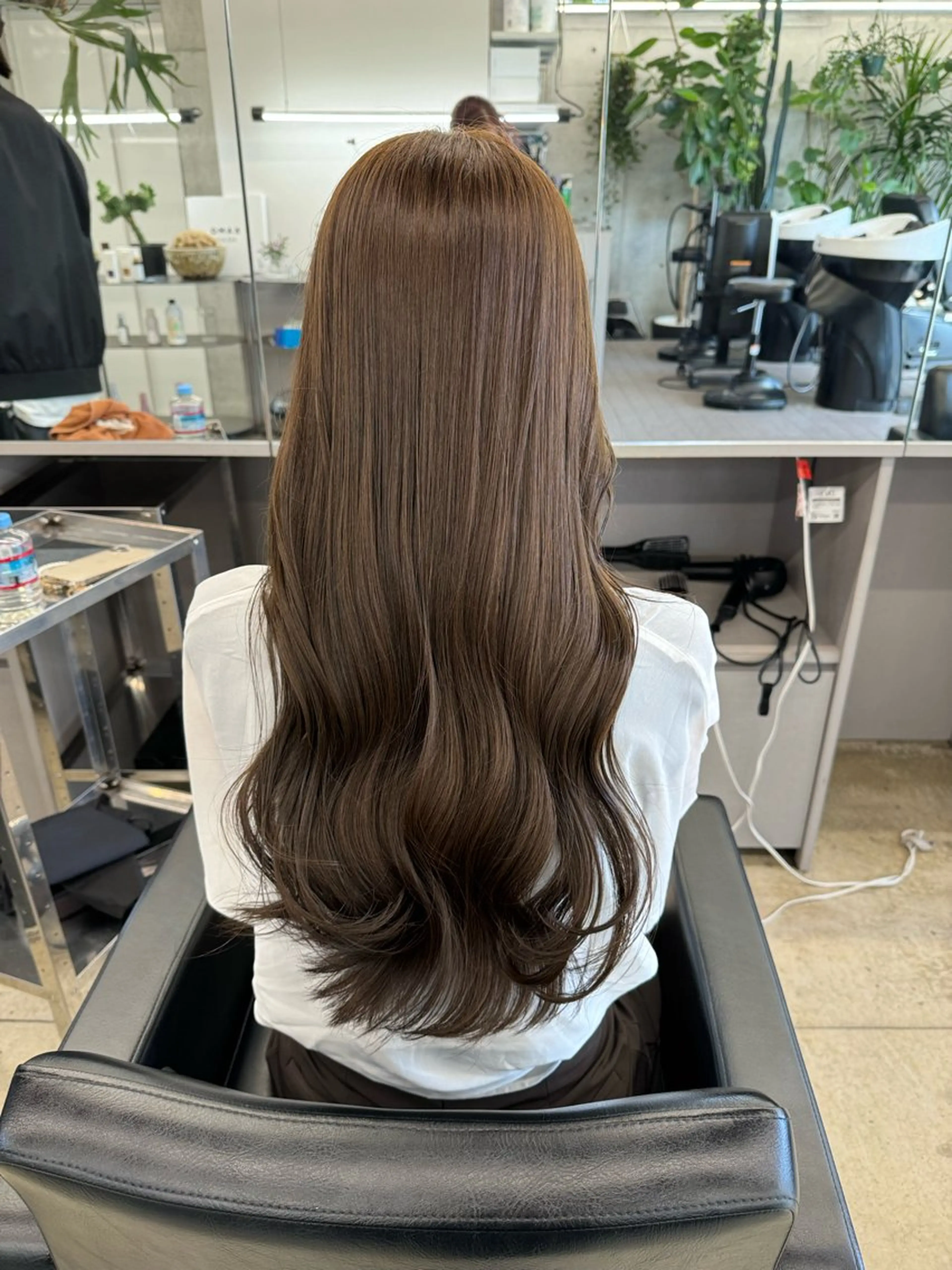 ロング カラー ロングレイヤー アッシュ ベージュカラー ブリーチ 透明感カラー カット ヘアカラー トリートメント 誰よりも丁寧なカット 🍀小林輝のヘアスタイル