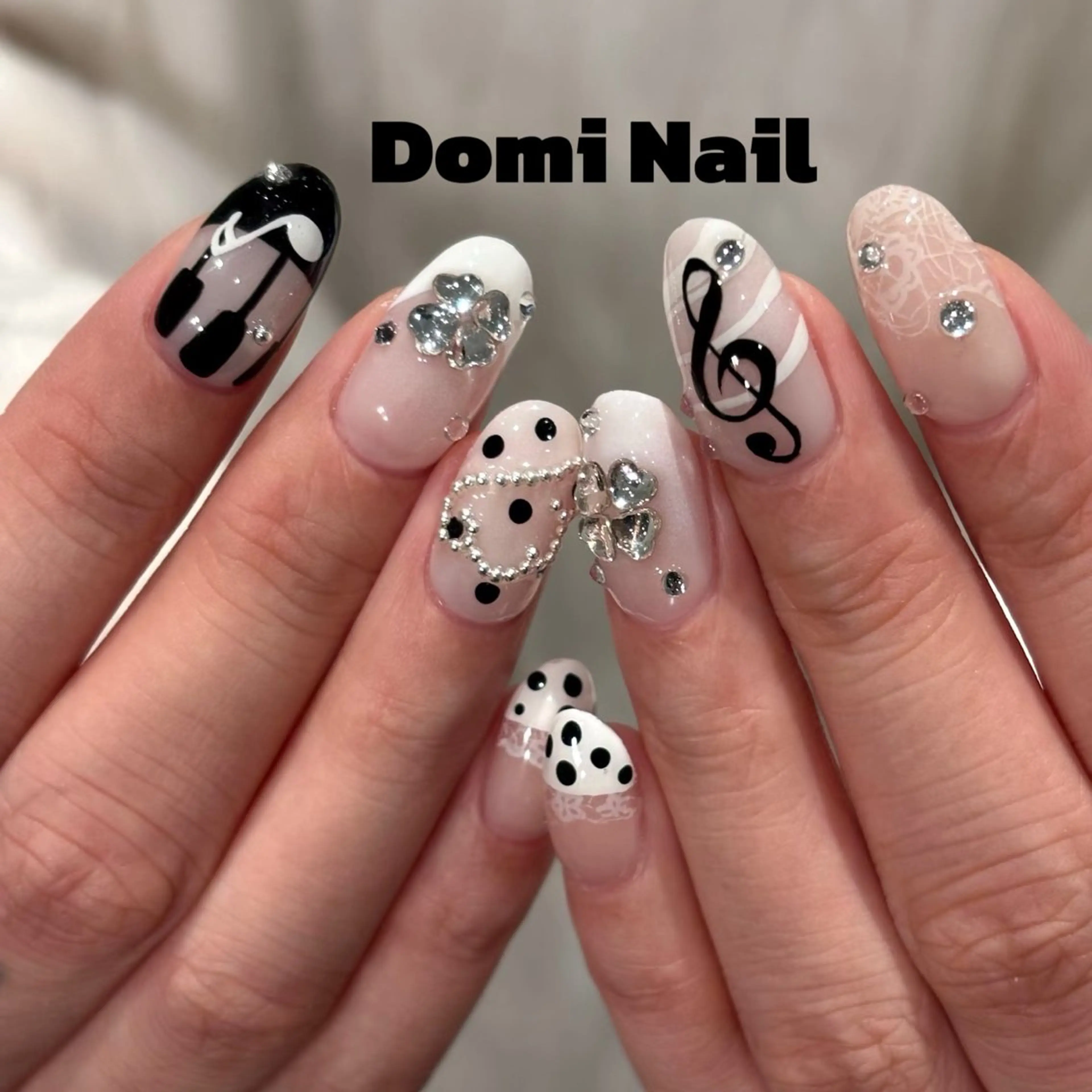 ネイル アートネイル 持ち込み ハンドネイル Domi Nail Salonのネイルデザイン
