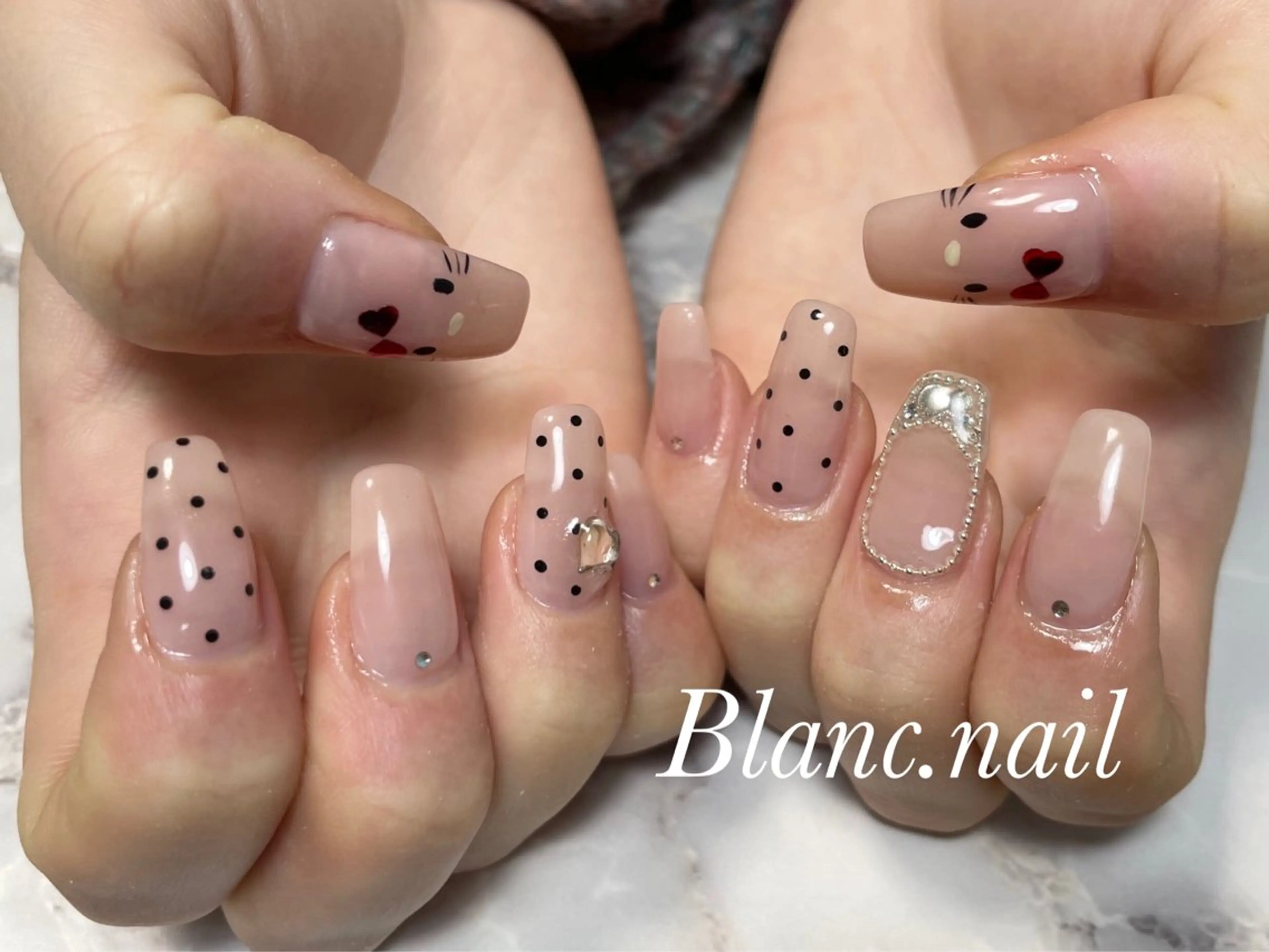 ネイル ドット ジェルネイル キラキラネイル マグネットネイル ニュアンスネイル ハンドネイル BLANCEnail所属・BLANCnail yuuのネイルデザイン