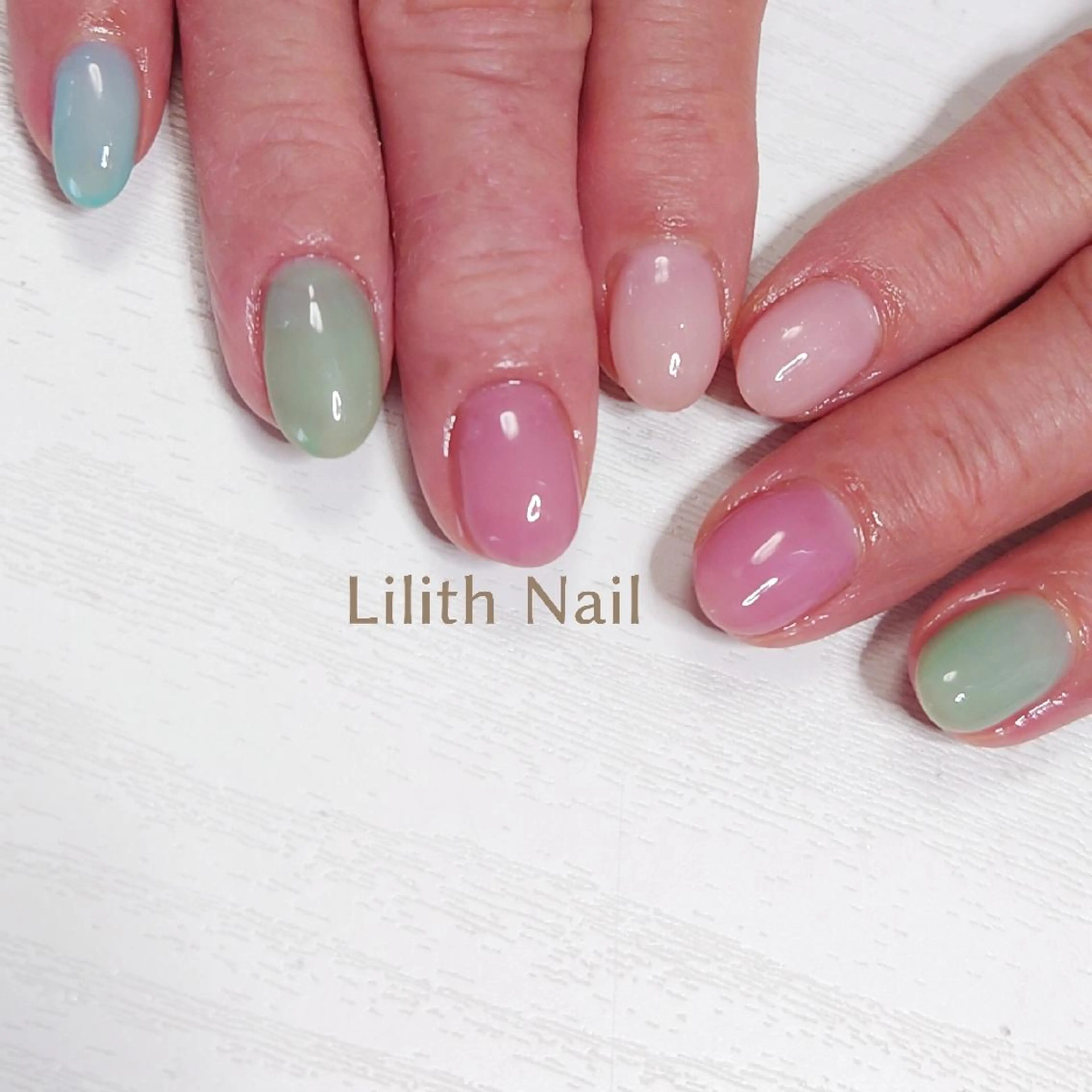 ネイル ワンカラーネイル パステルネイル ショートネイル 春ネイル ハンドネイル Lilith Nailのネイルデザイン