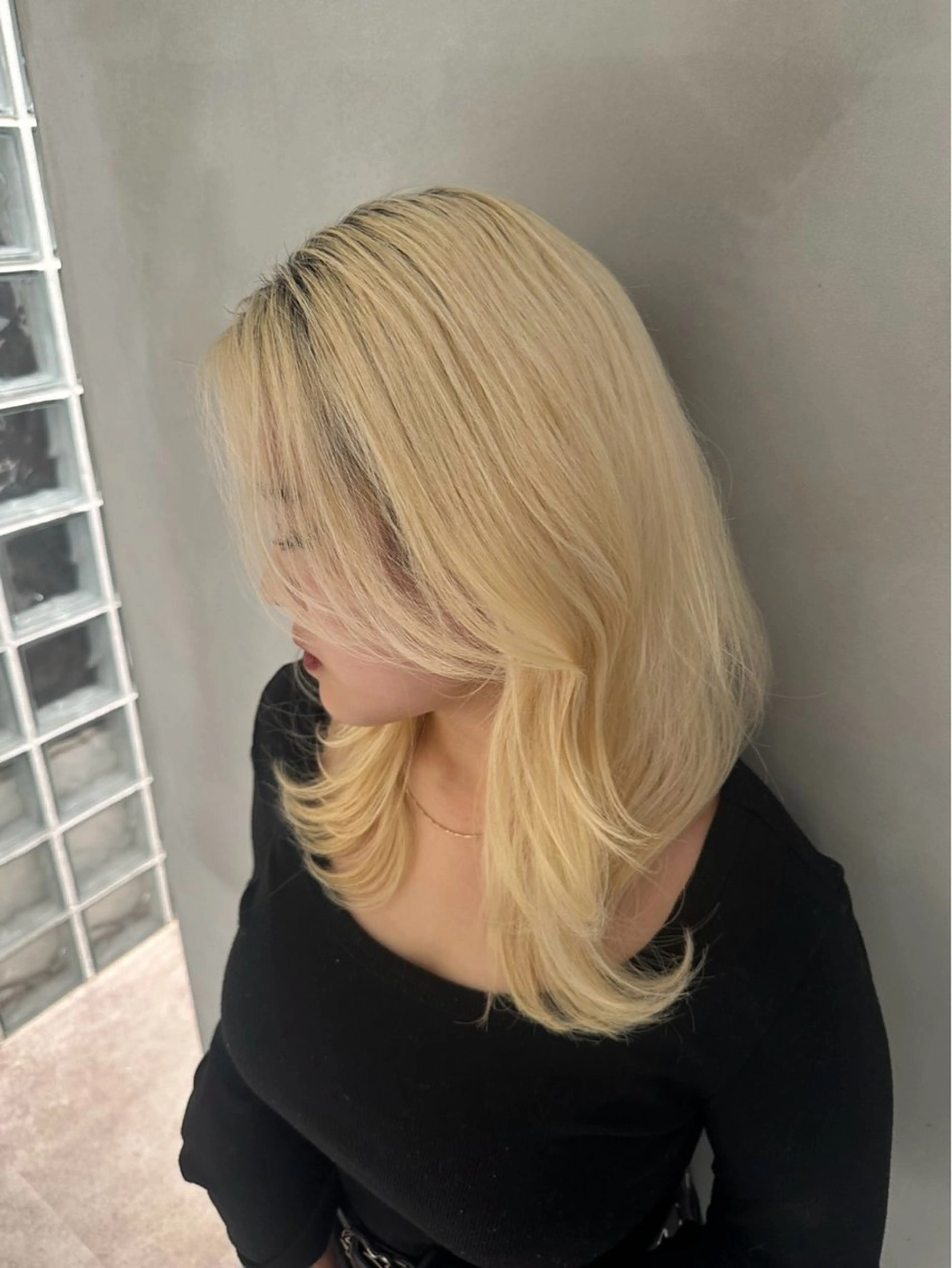 ロング カラー ブリーチ ダブルカラー ハイトーンカラー ブリーチなしカラー 縮毛矯正 Yuto 複雑履歴 /ブリーチ/エクステのヘアスタイル