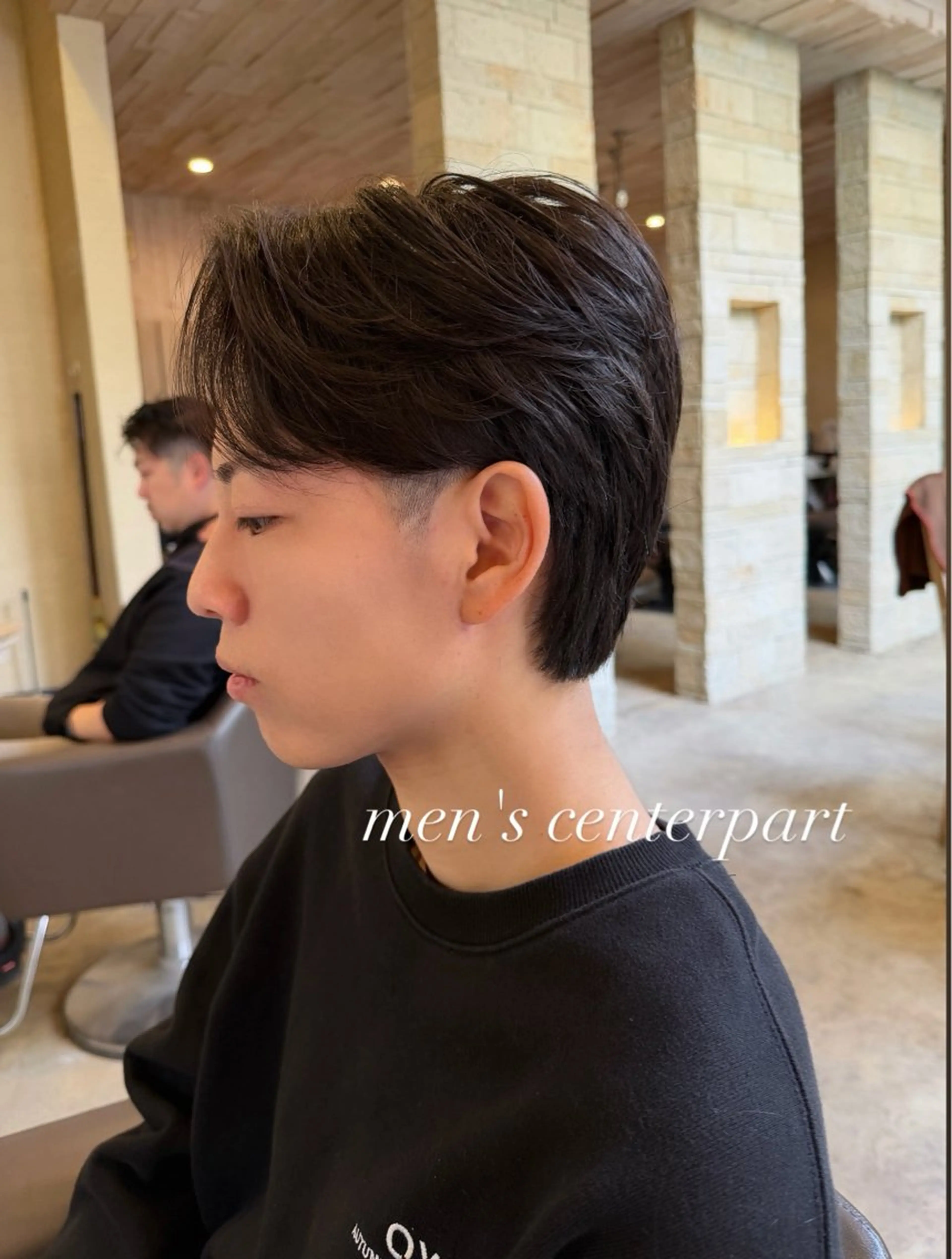 メンズ センターパート メンズ韓国風 刈り上げ 艶カラー/メンズ パーマ/伊藤愛麻のヘアスタイル