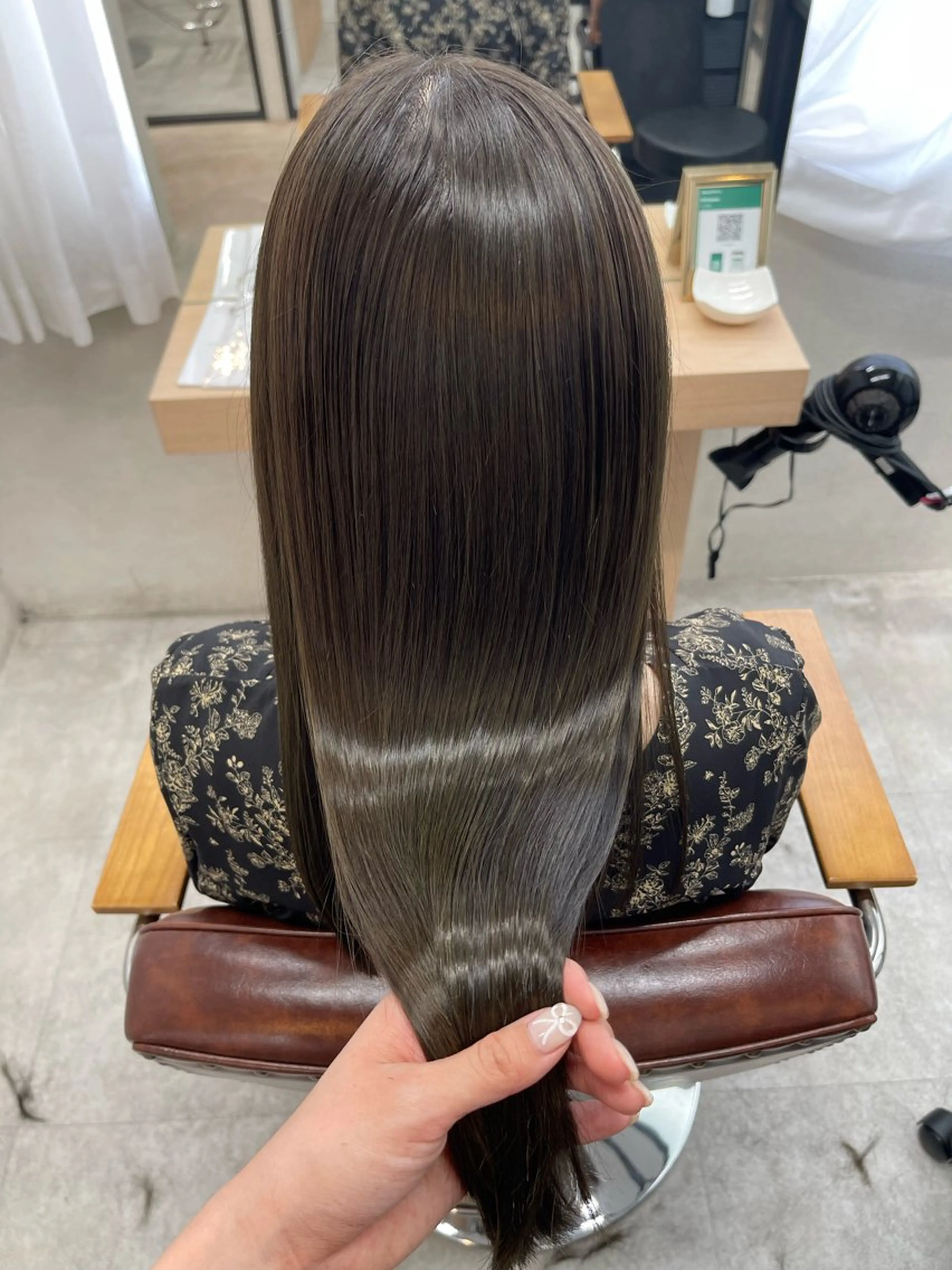 ロング カット ヘアカラー トリートメント tocca河原町〰️ 藤川日向のヘアスタイル