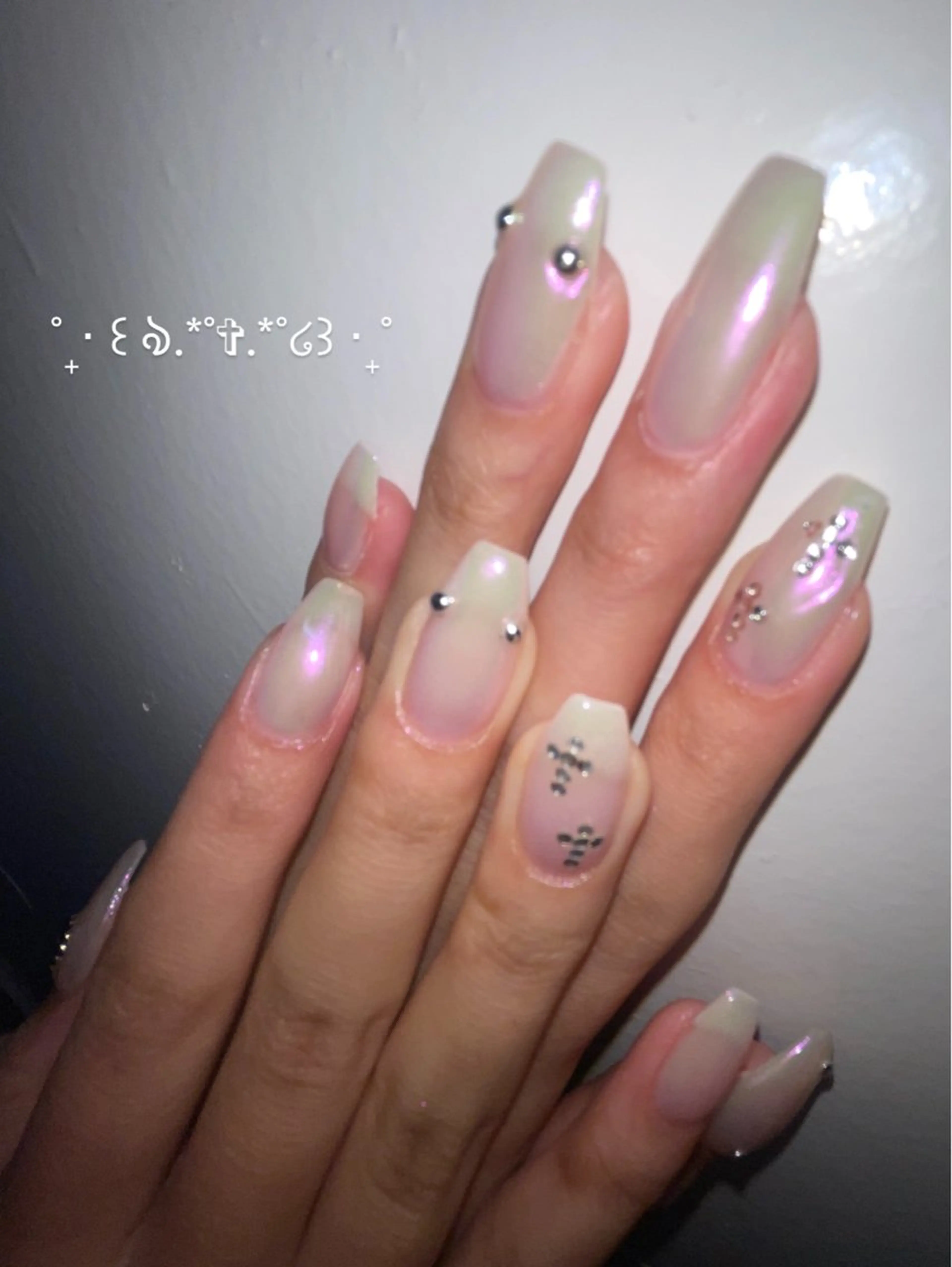 ネイル ハンドネイル Maya 📍niconailのネイルデザイン