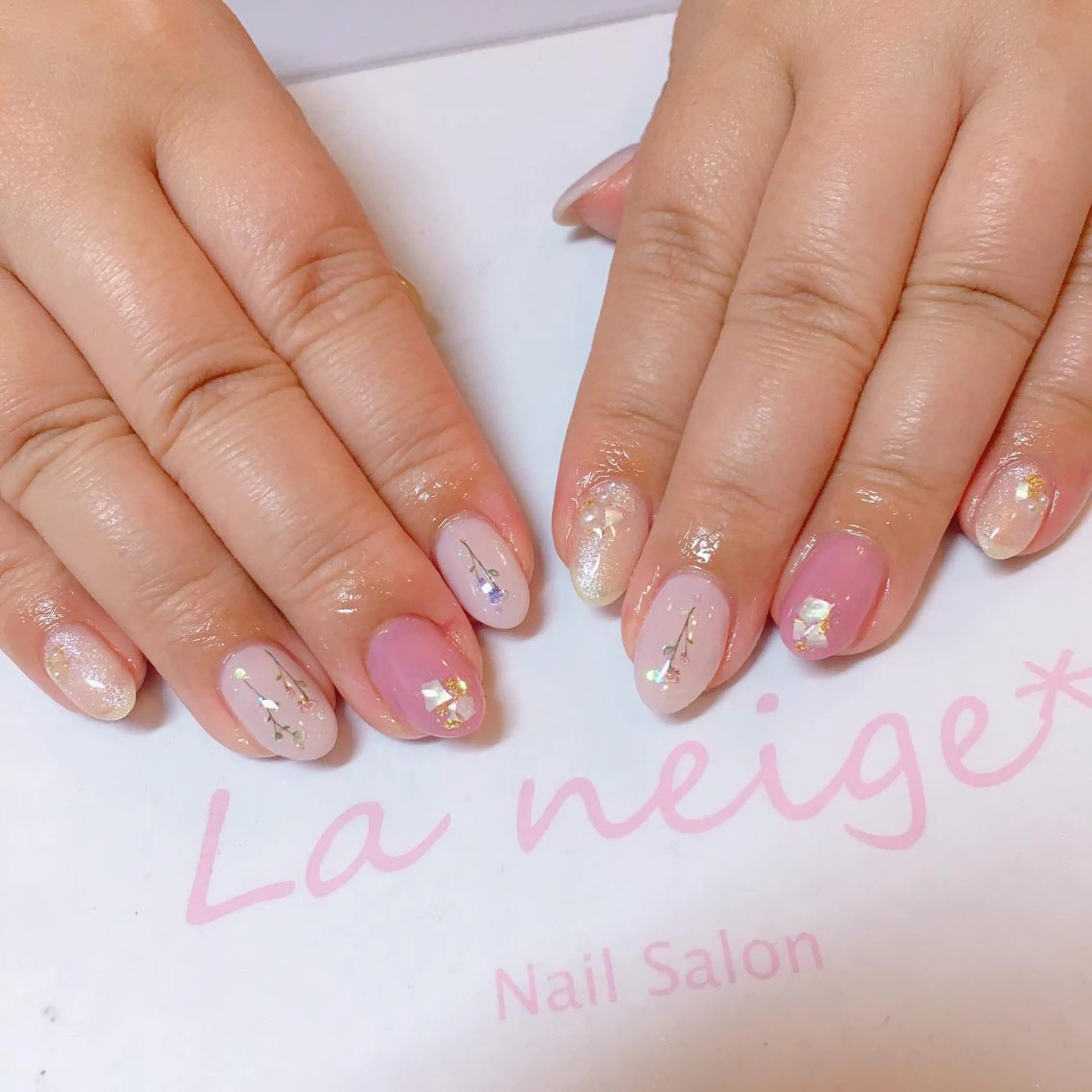 ネイル La neige* yuki 🥯🍑のネイルデザイン