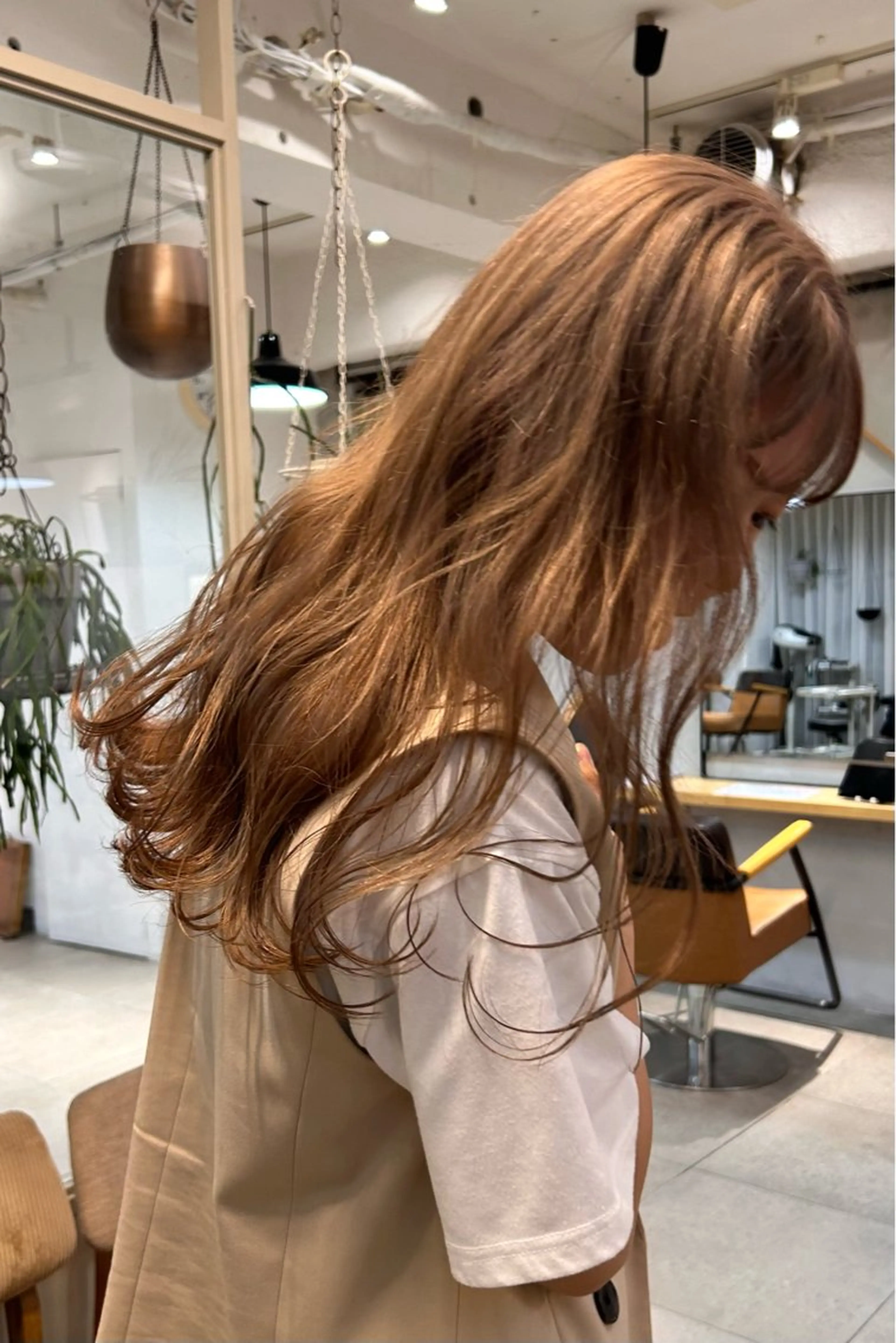 セミロング カラー ヘアカラー じゅわっと暖色カラー 🍊Moemiのヘアスタイル