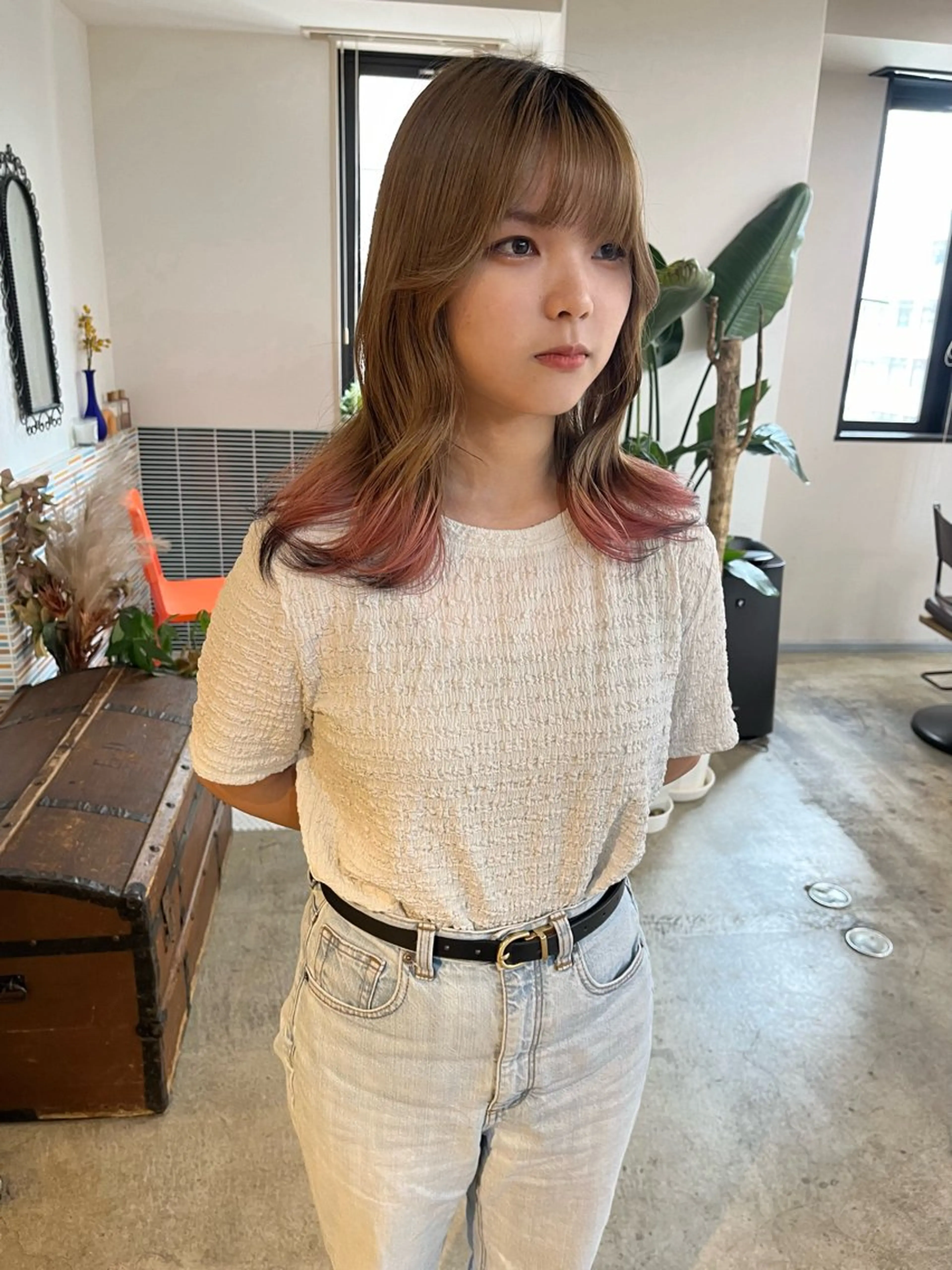 ミディアム カラー ブリーチ ブラウンカラー ピンクカラー ヘアカラー トリートメント 🩷ハイトーン透明感 レイヤー🩷ユリカのヘアスタイル