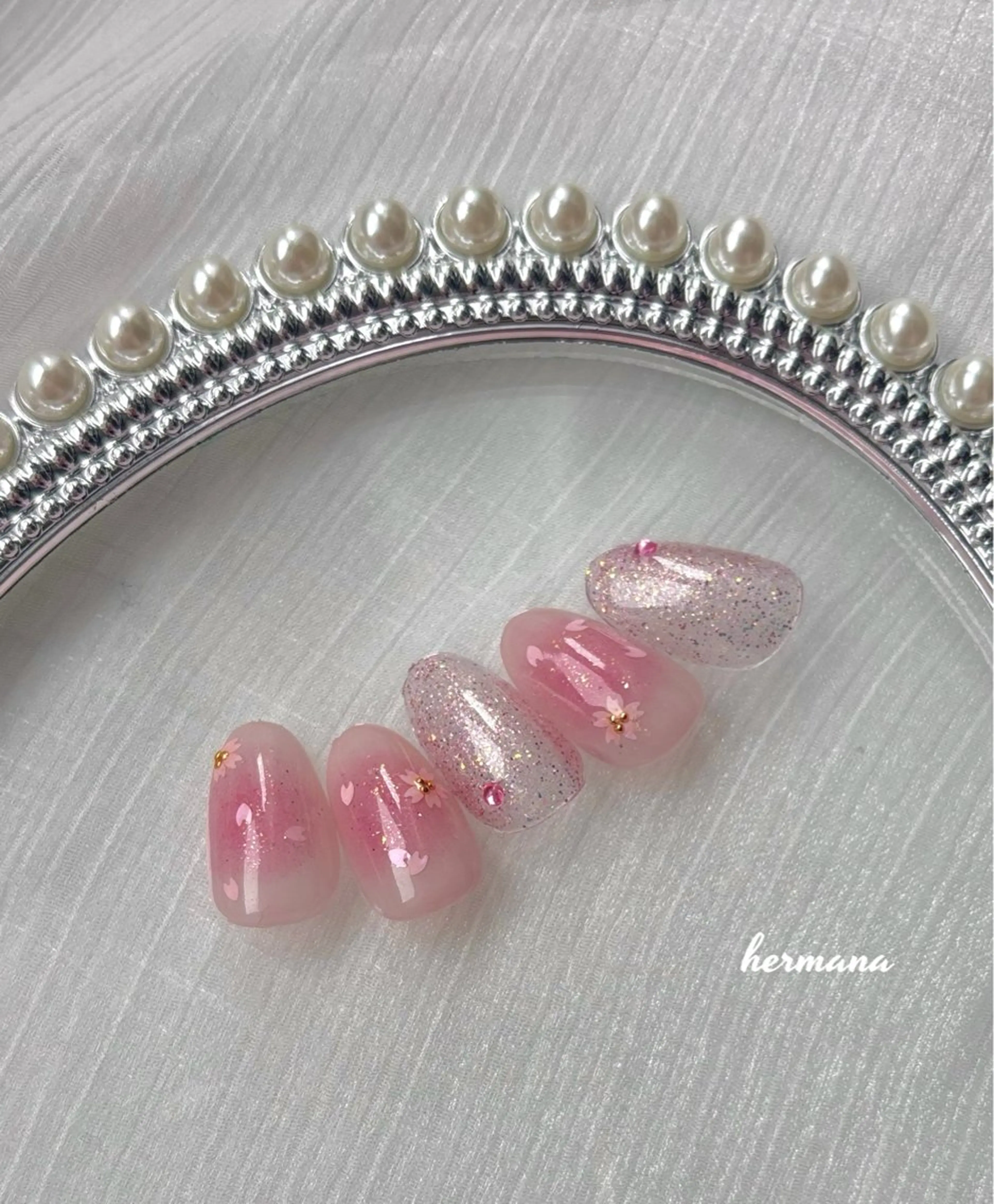 ネイル 桜ネイル ハンドネイル 伊藤 菜緒のネイルデザイン