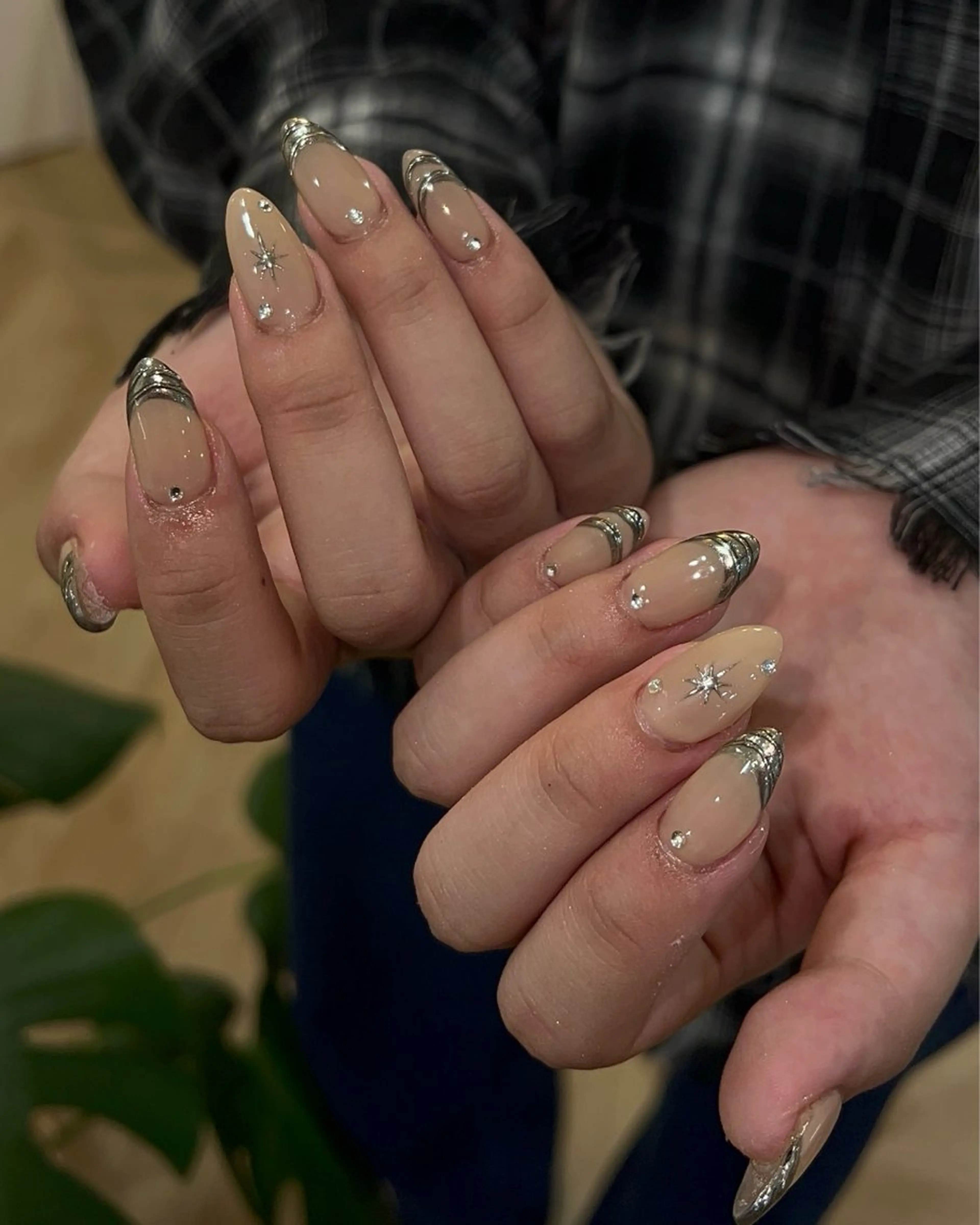 ネイル Nes.Nail所属・Miyagi Asamiのネイルデザイン