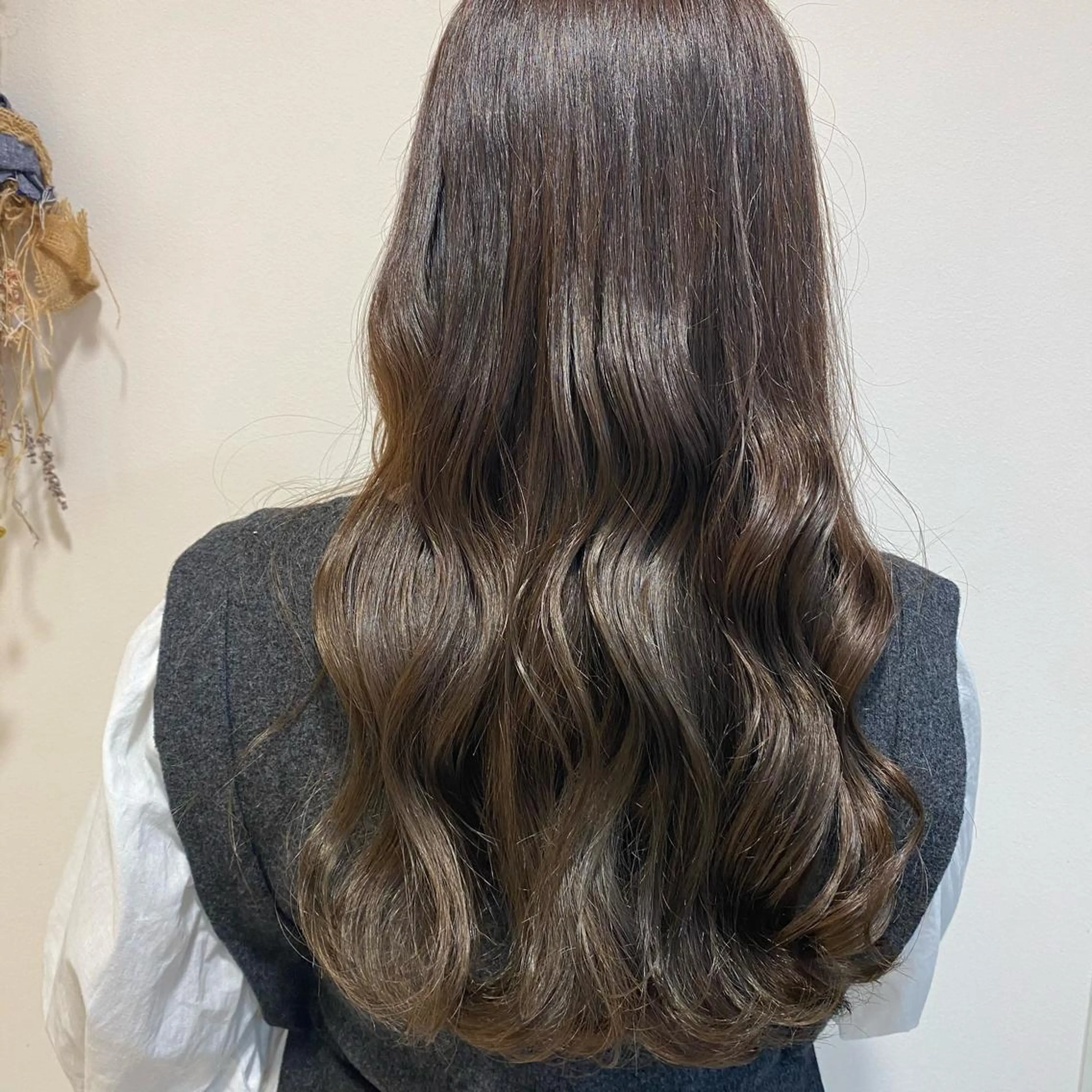 セミロング 長井 麻帆のヘアスタイル