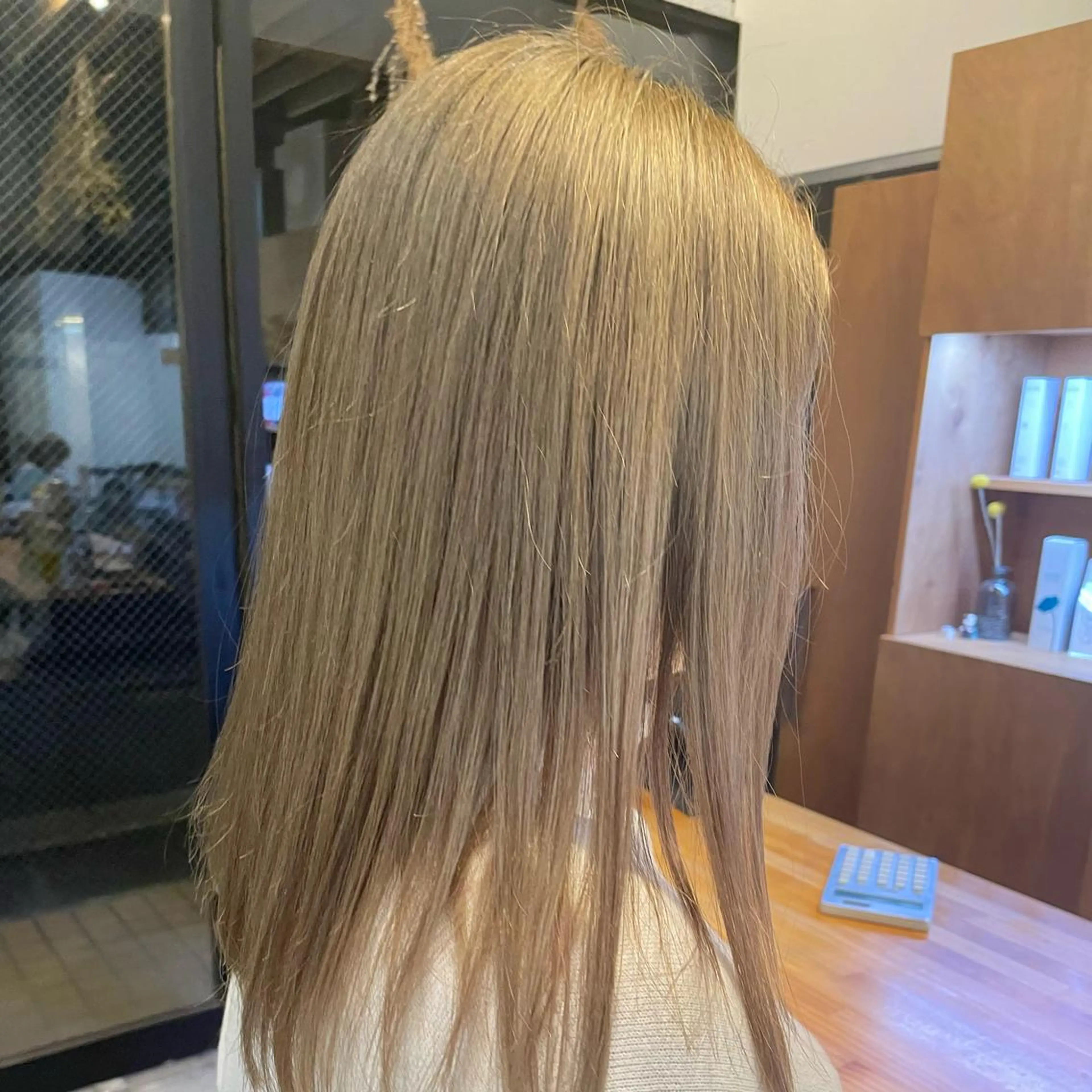 セミロング カラー ヘアアレンジ 🎀ダブルカラーレイ ヤーyuuri🎀のヘアスタイル