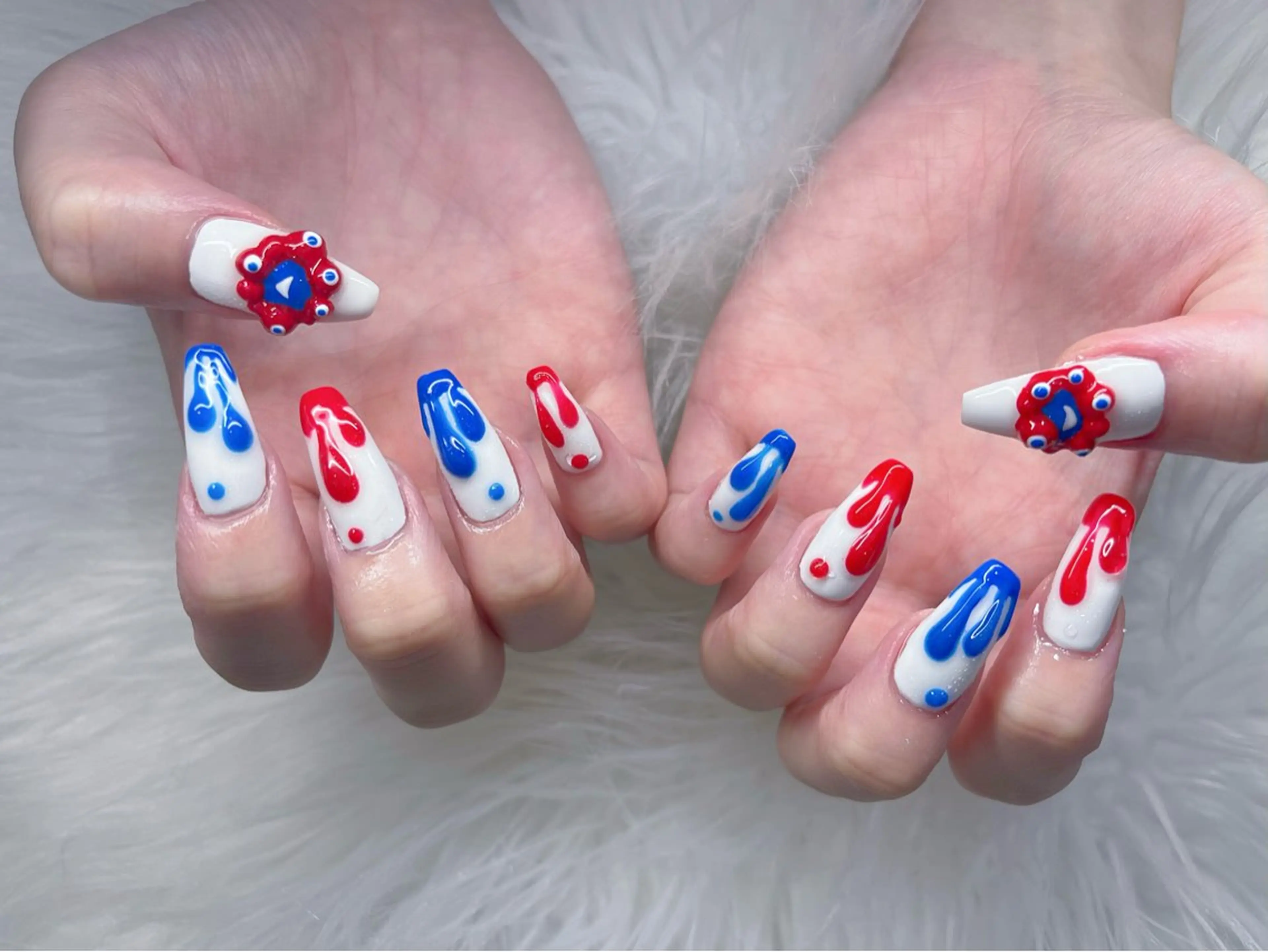 ネイル フレンチネイル ガラスフレンチ ロングネイル マグネットネイル ニュアンスネイル ハンドネイル XIMINANAIL SALON堀江店のネイルデザイン