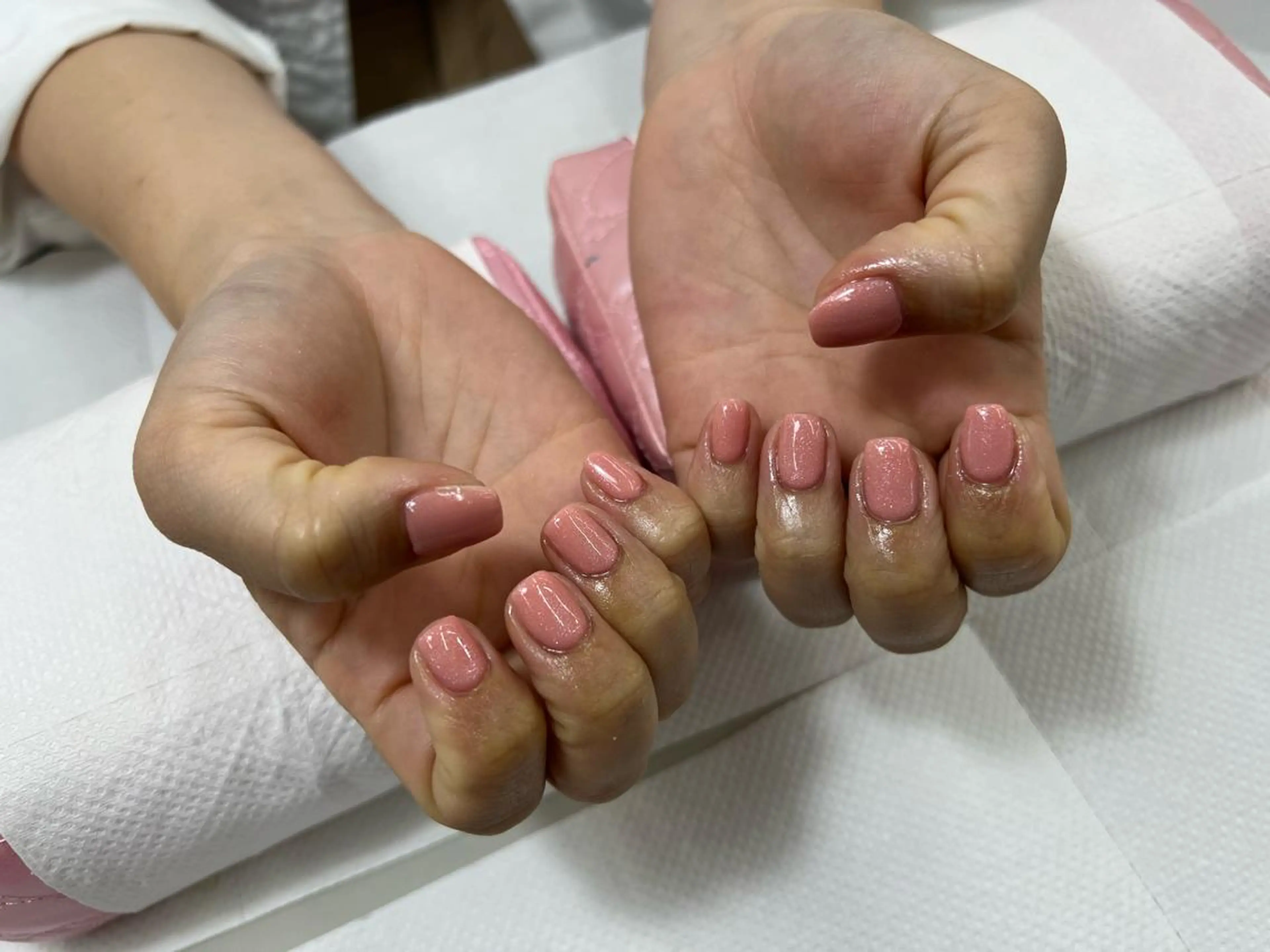 ネイル ラメ(グリッター) ワンカラーネイル ピンク 【MAXKELLY】 Shiotaのネイルデザイン