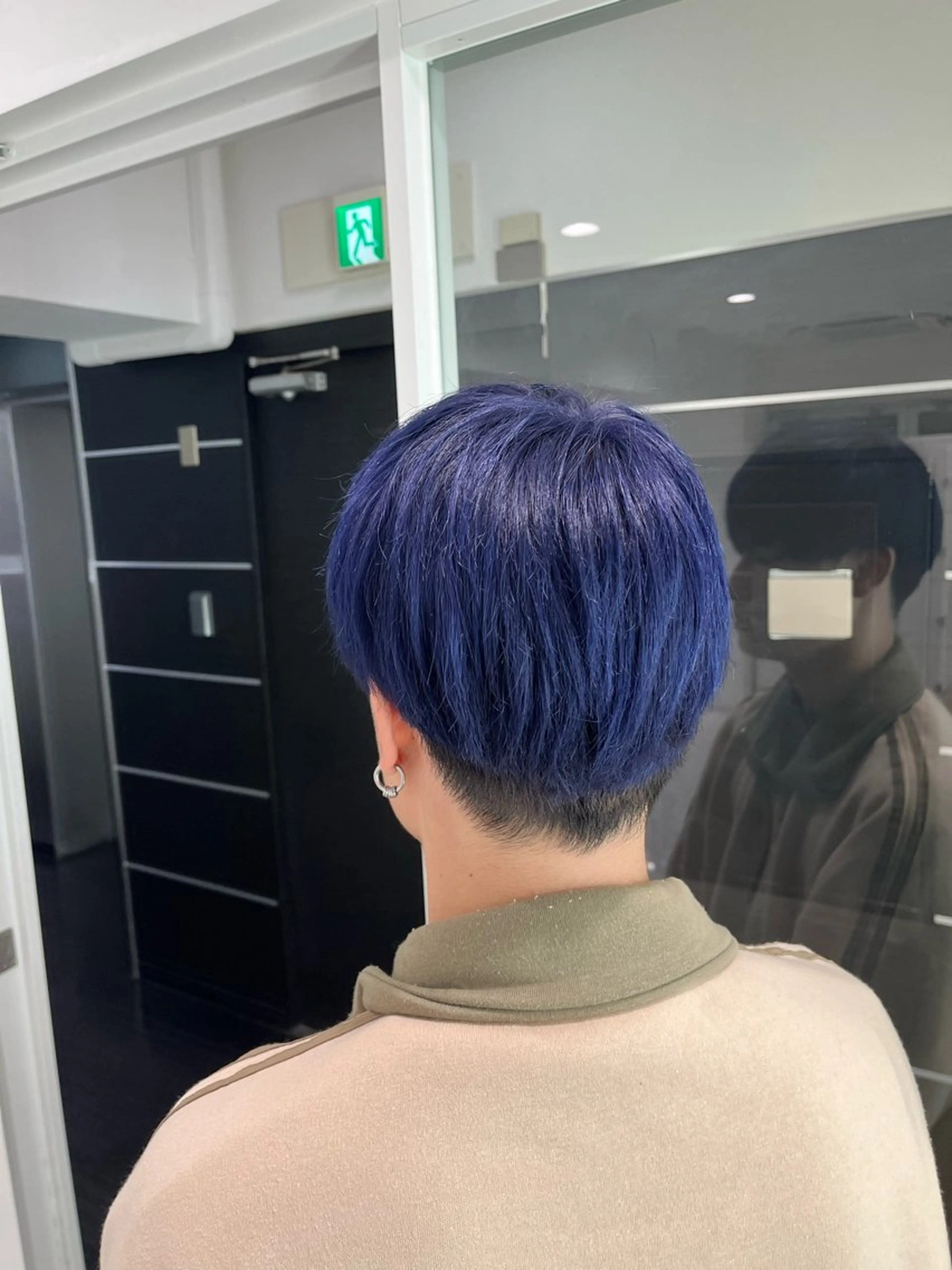 カラー ハイトーンカラー 🦄レイヤーカットのヘアスタイル