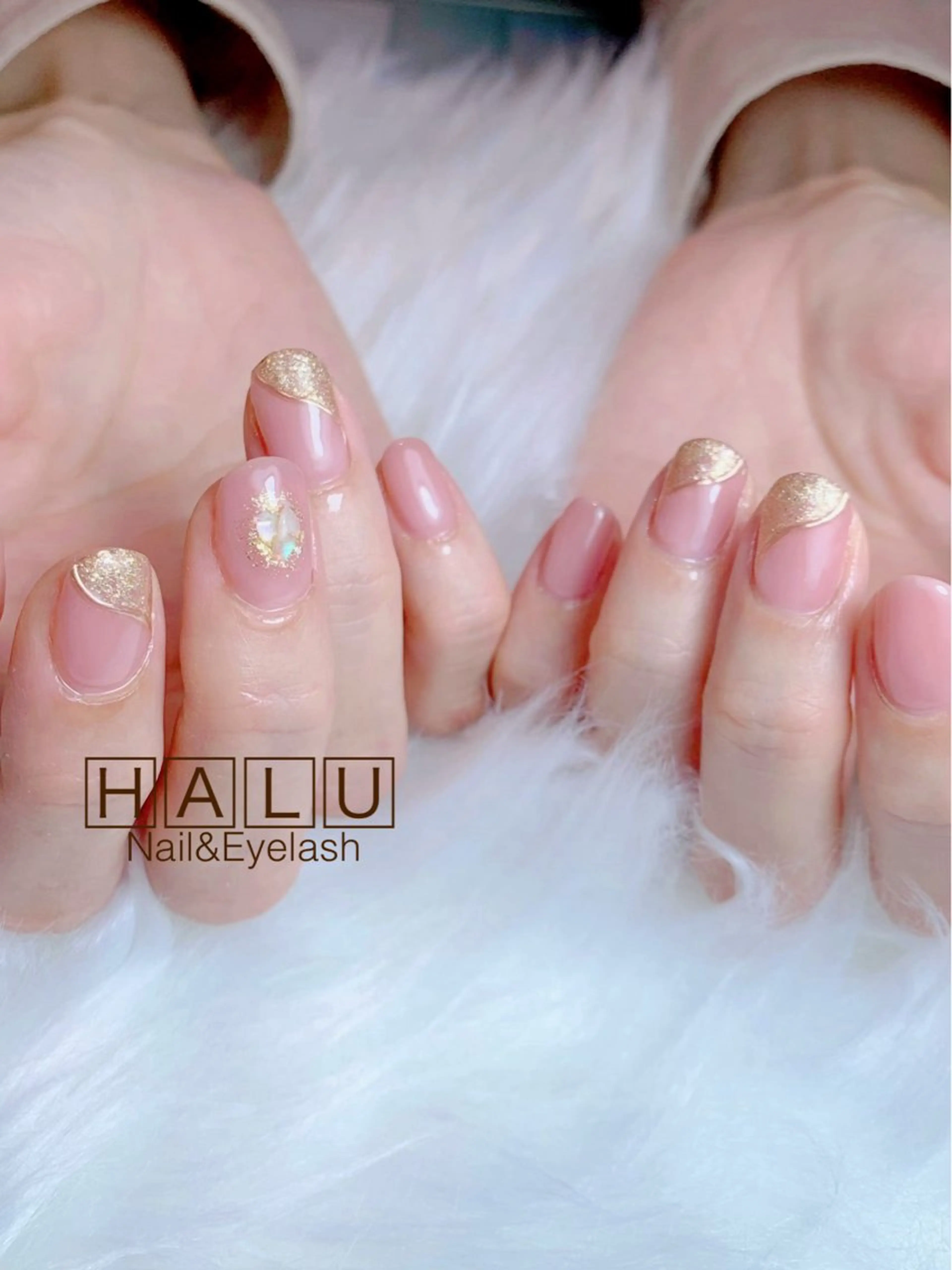 ネイル ゴールド HALU ハルのネイルデザイン