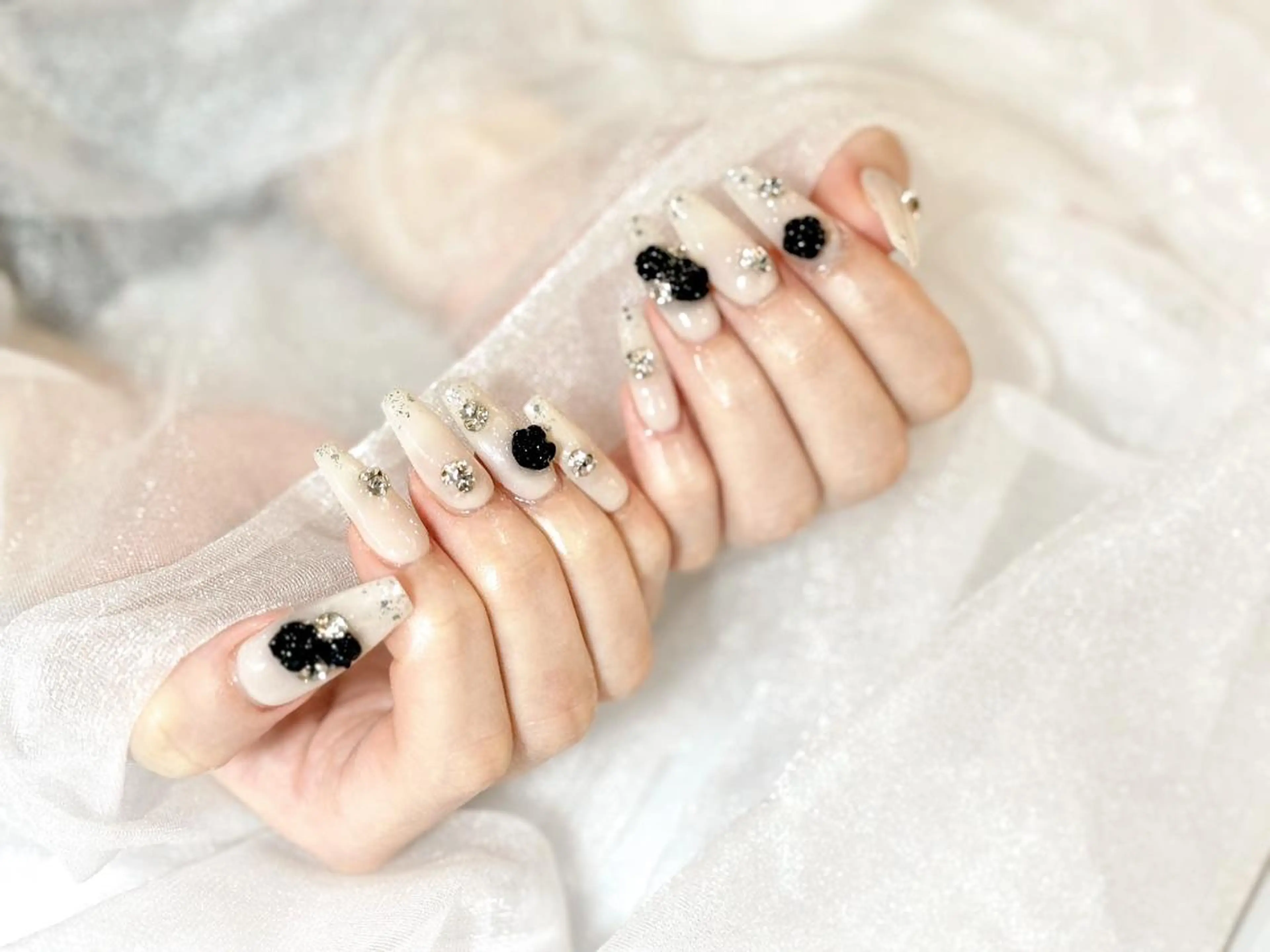 ネイル アートネイル クリアネイル フットネイル フレンチネイル ジェルネイル 指先から綺麗に💕ご 新規様大歓迎Miyaのネイルデザイン