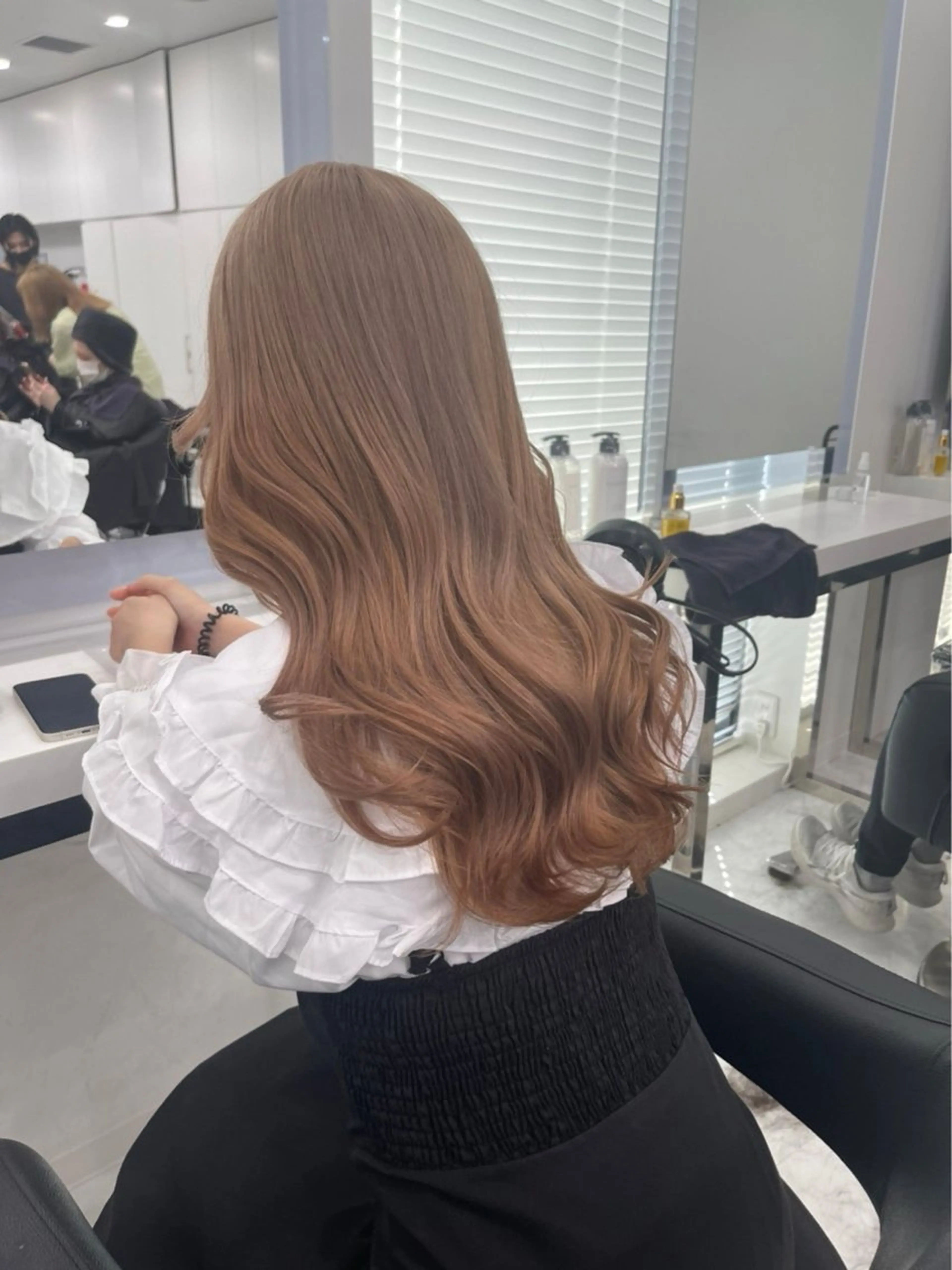 ロング カラー ヘアアレンジ トレンドモテカラー 🩷色落ちまで可愛くのヘアスタイル