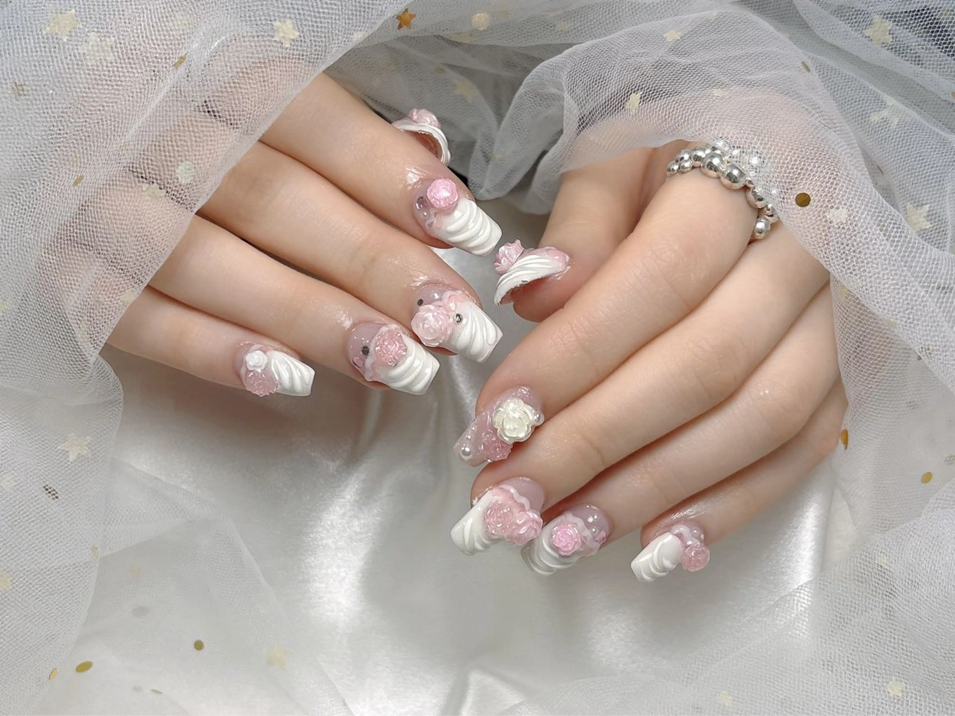 ネイル ジョリ kasumi🌹💅のネイルデザイン