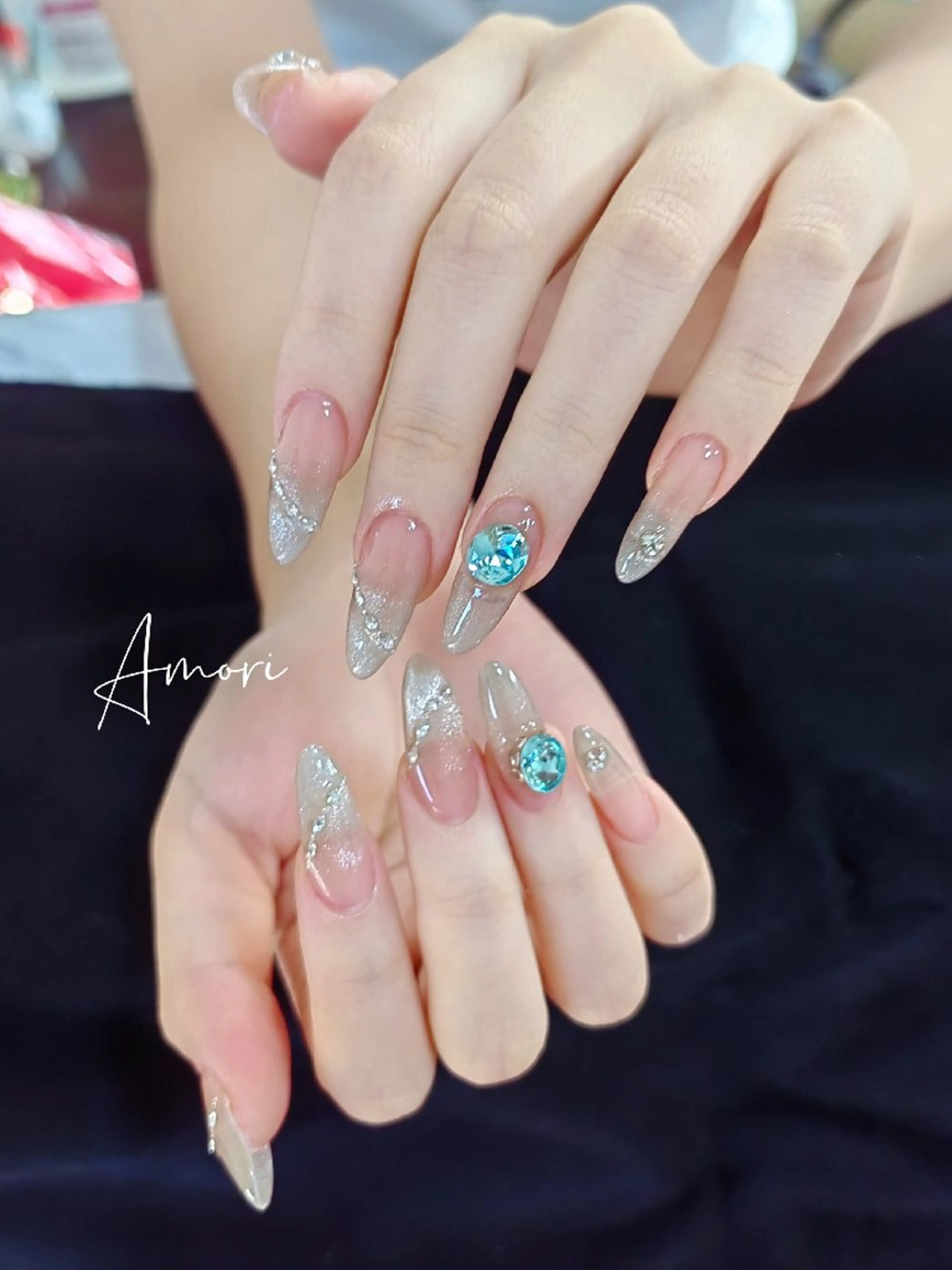 ネイル XIXI 🦁のネイルデザイン