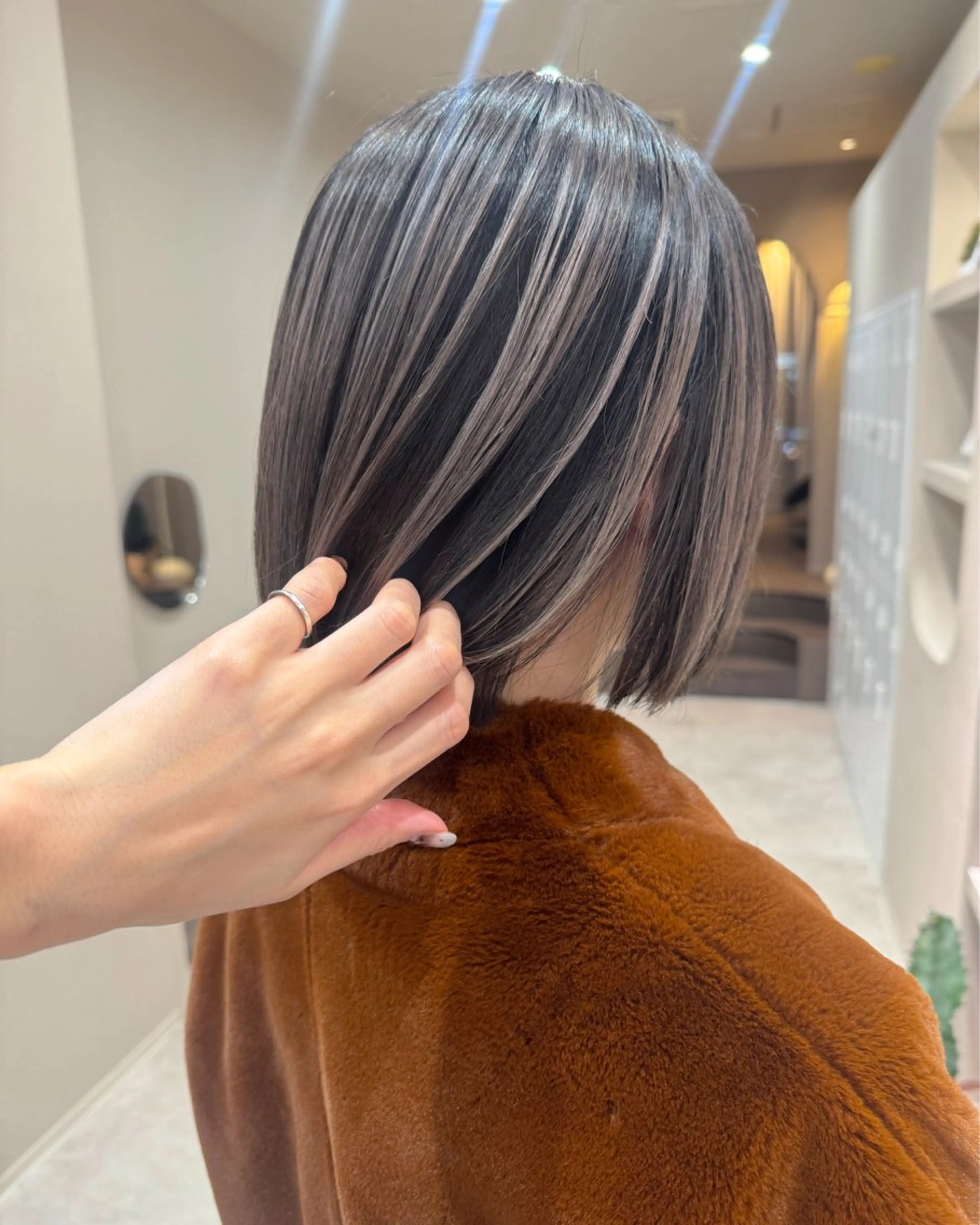 カラー ハイライトカラー ハイトーン／暖色 👩🏼HONOKAのヘアスタイル