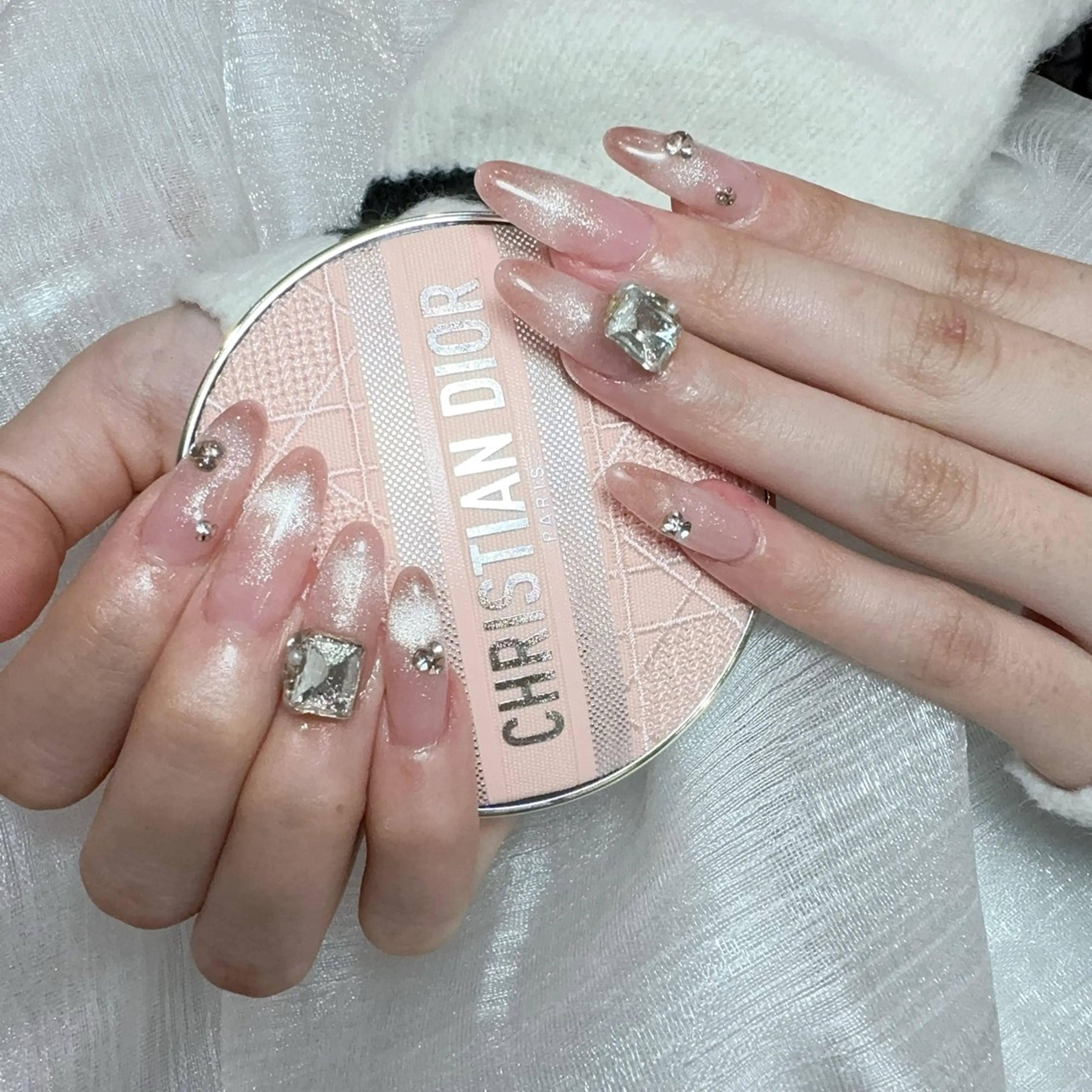 ネイル アートネイル フラッシュネイル フレンチネイル ジェルネイル ガラスフレンチ You&Me Yukiのネイルデザイン