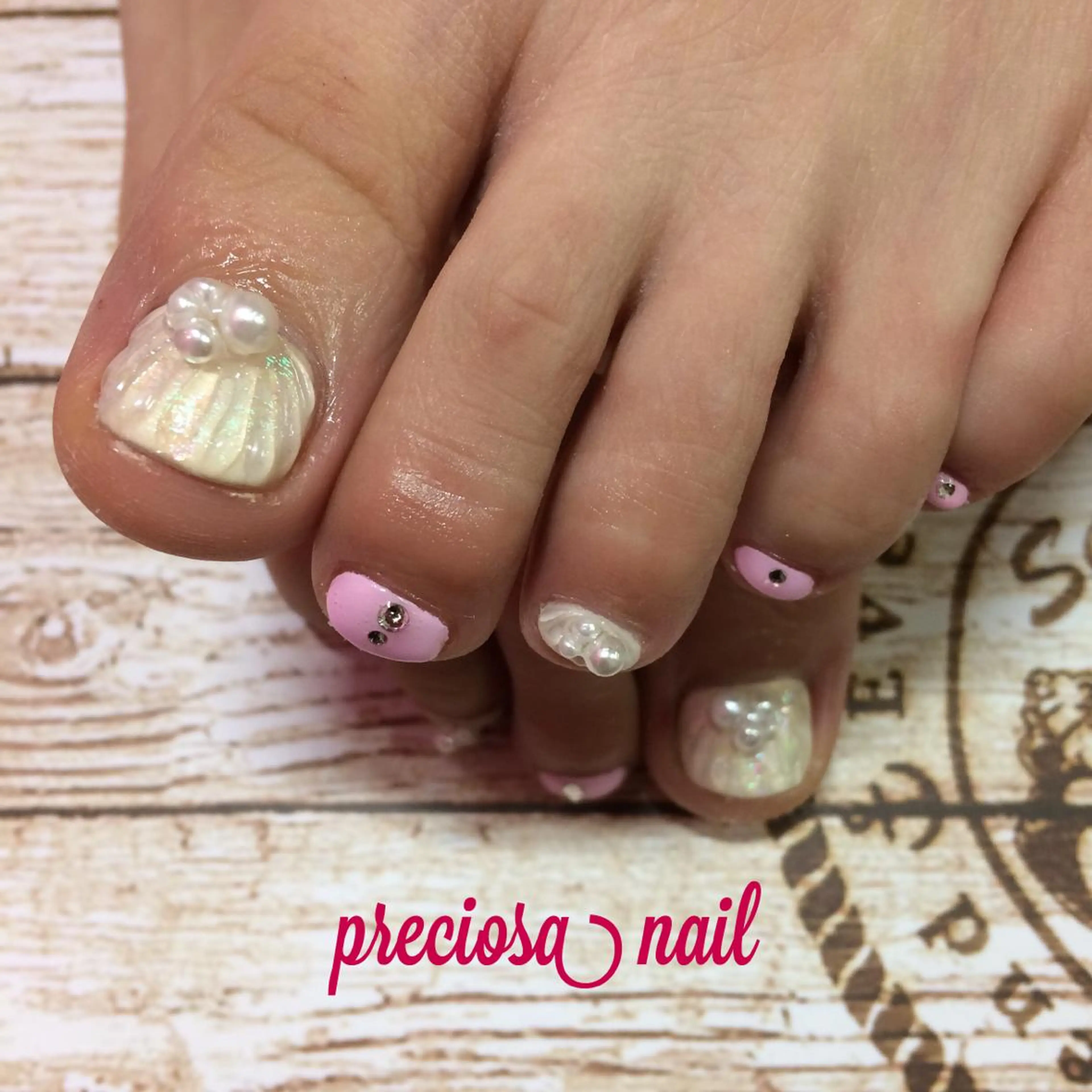 ネイル preciosa.nail所属・久場 晴美のネイルデザイン
