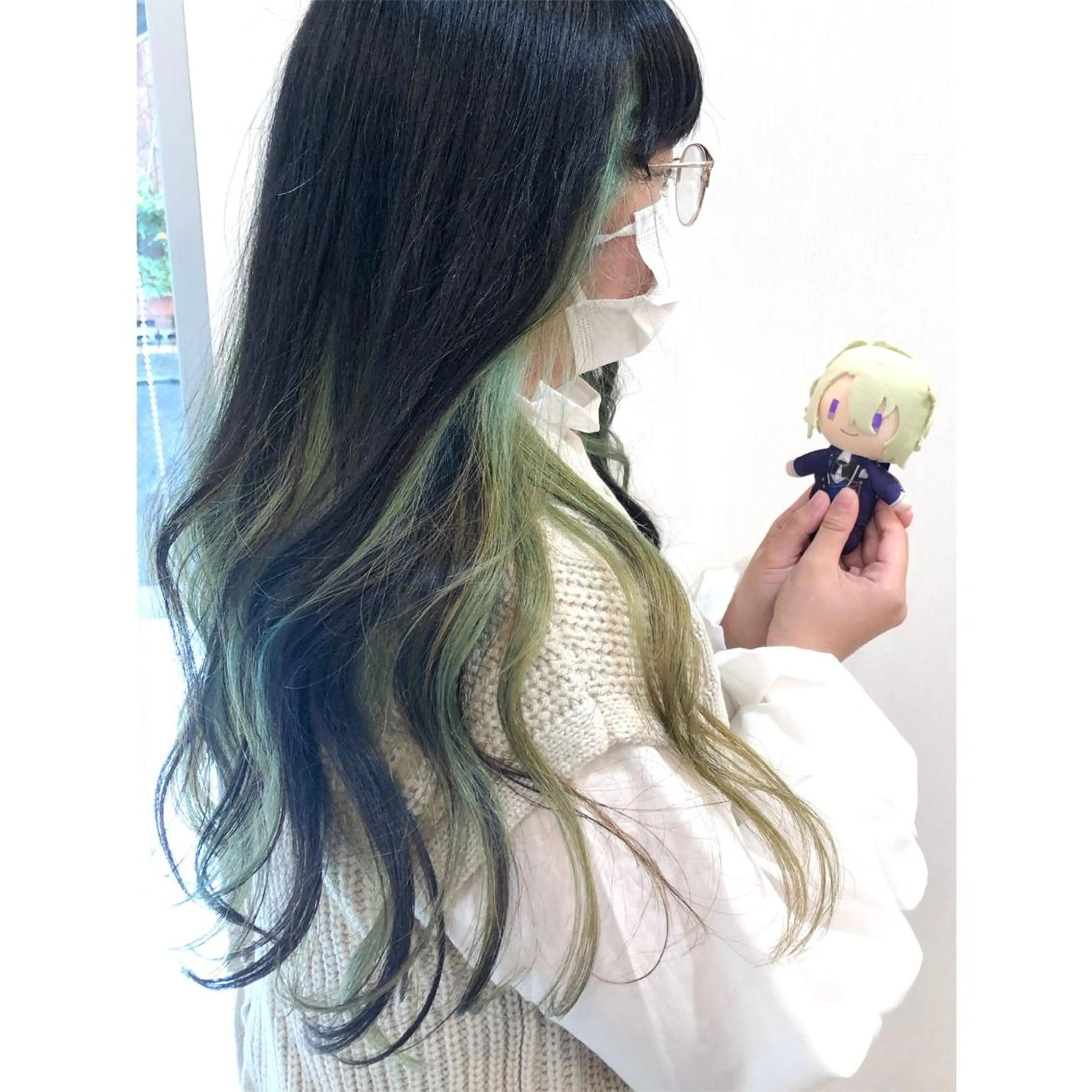 ロング カラー インナーカラー 推しカラー✨ オタク美容師ユウカのヘアスタイル