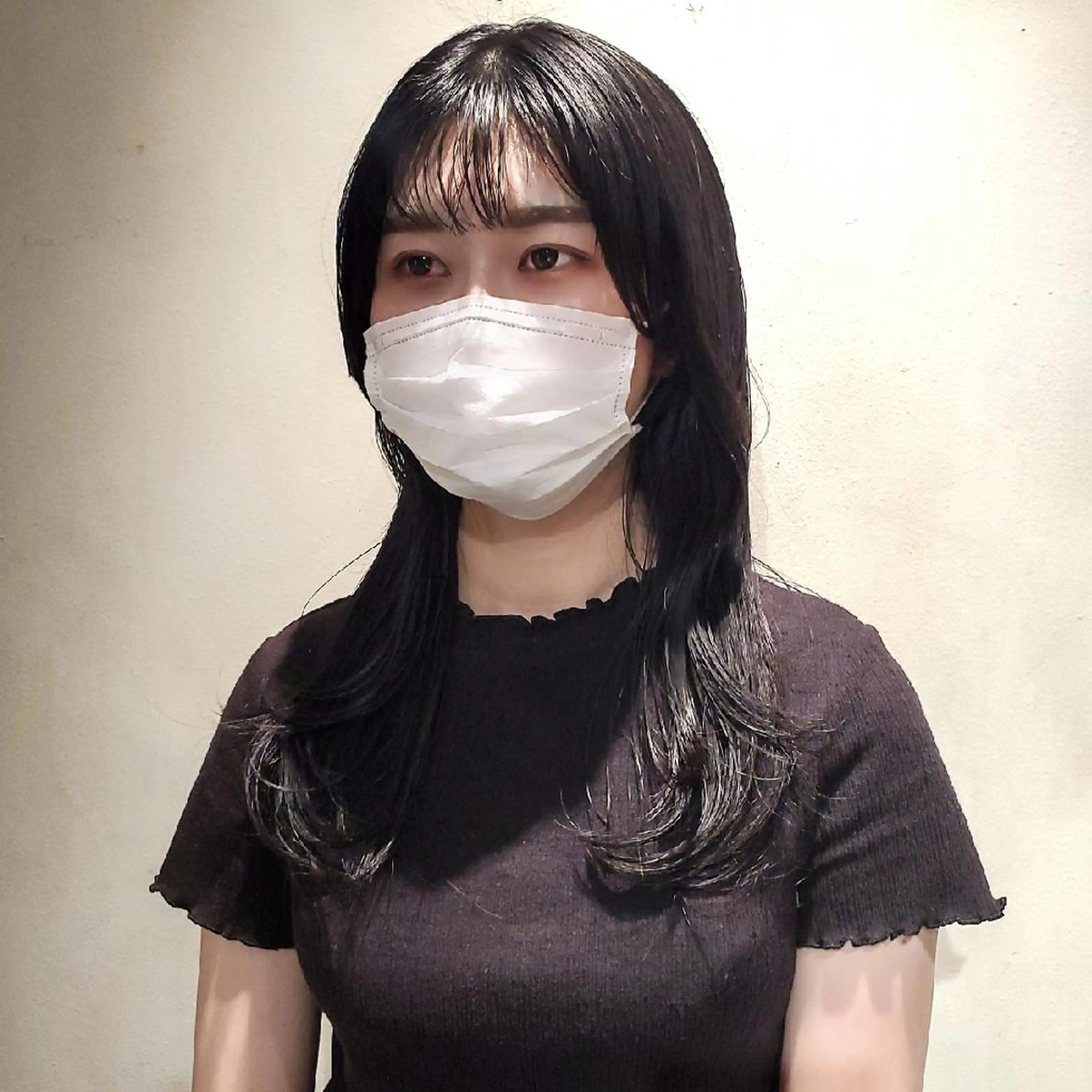 ロング カラー 黒髪 ブルーカラー ブルーブラック 顔周りカット 韓国風ヘア 韓国レイヤー　 suzuのヘアスタイル