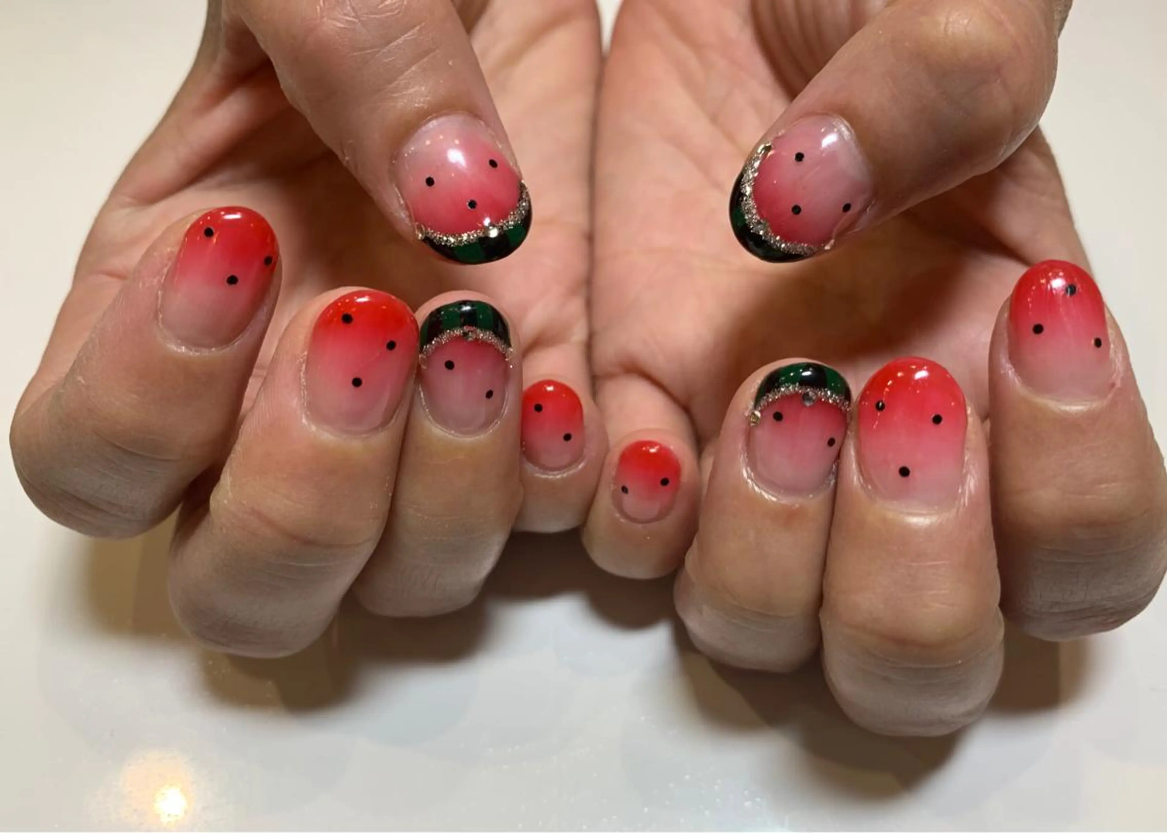 ネイル 12nail所属・大塚 彩沙のネイルデザイン