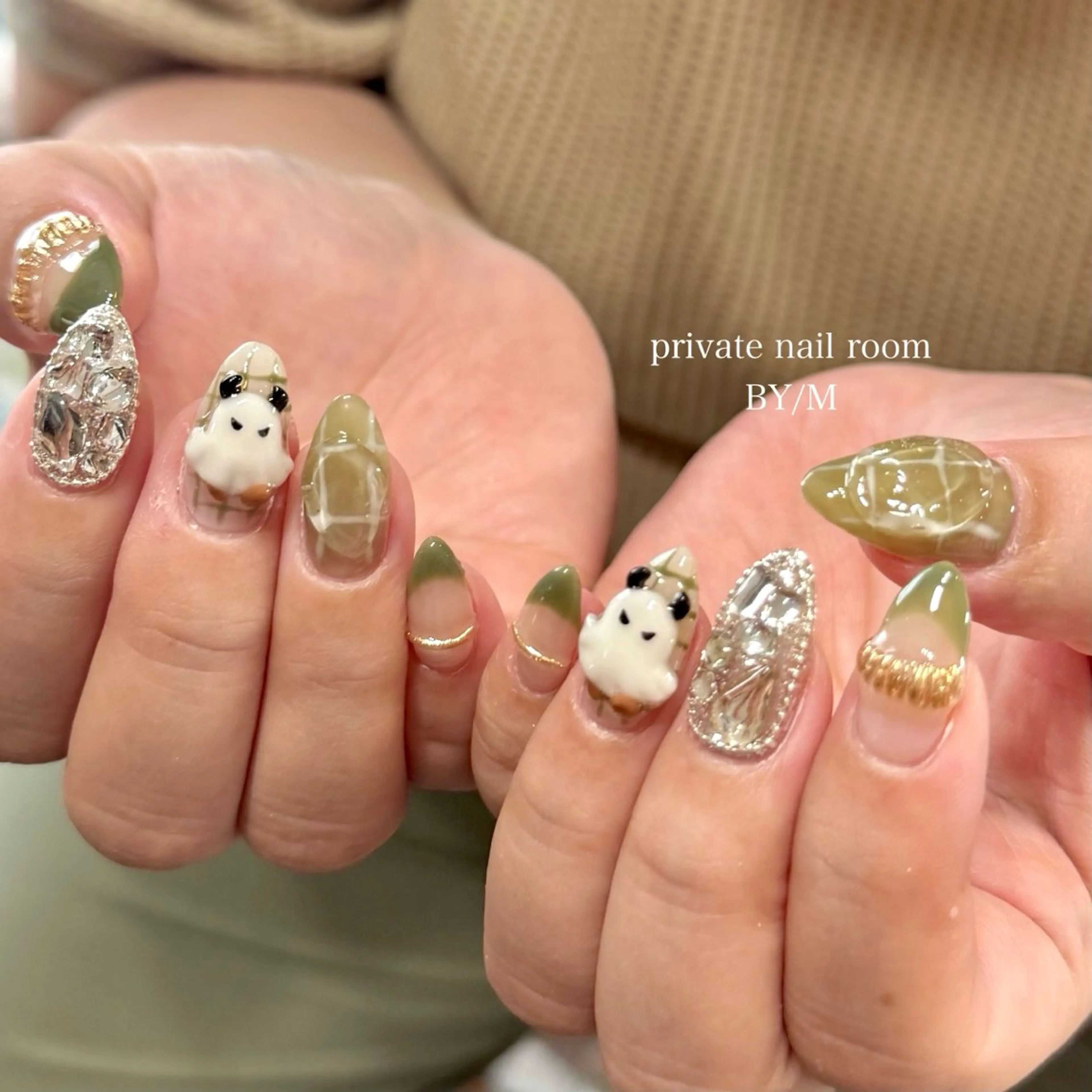 ネイル フレンチネイル グリーン 持ち込み ハンドネイル BY / Mのネイルデザイン