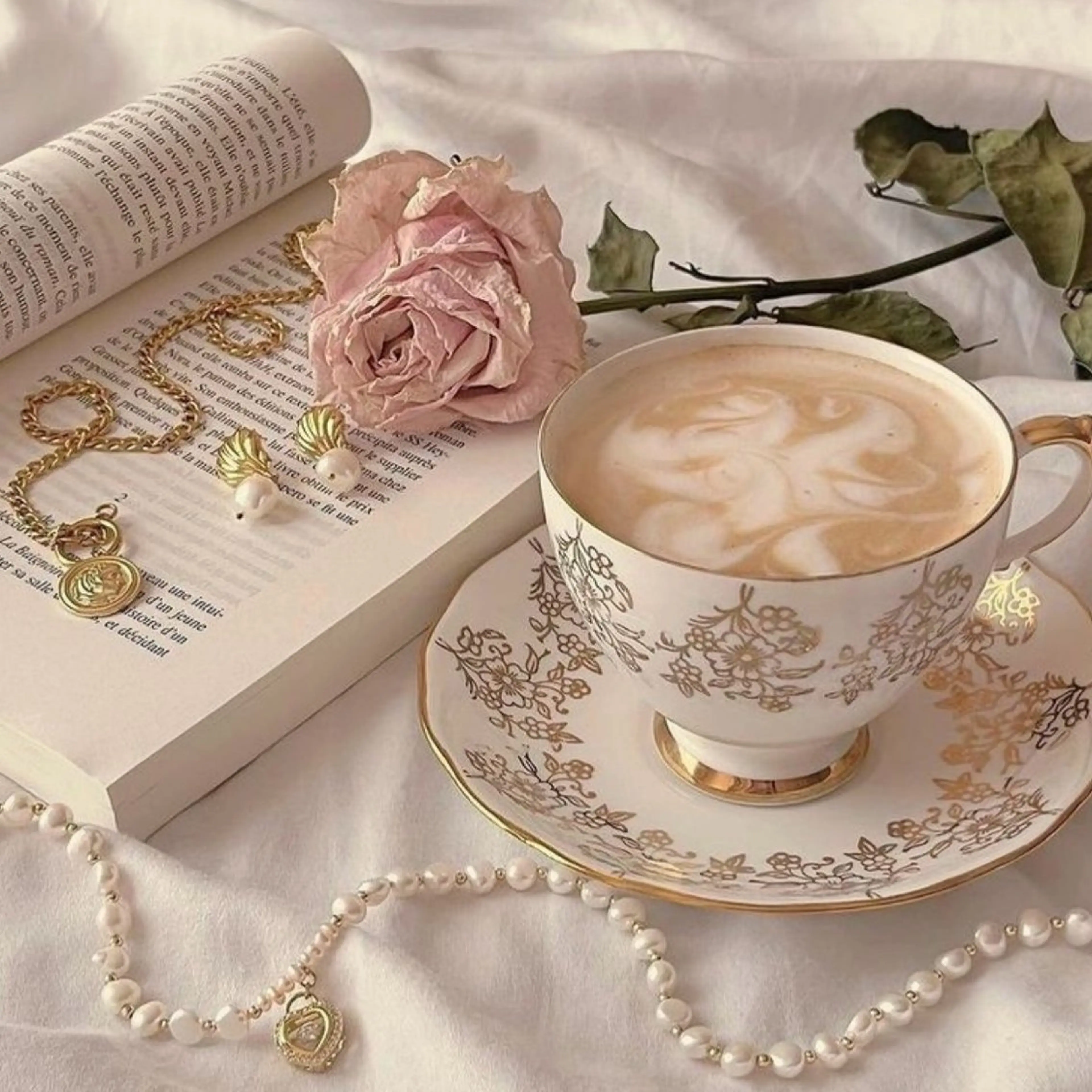 マツエク・マツパ BIANCA ໒꒱ chihiroの眉毛・アイブロウイメージ