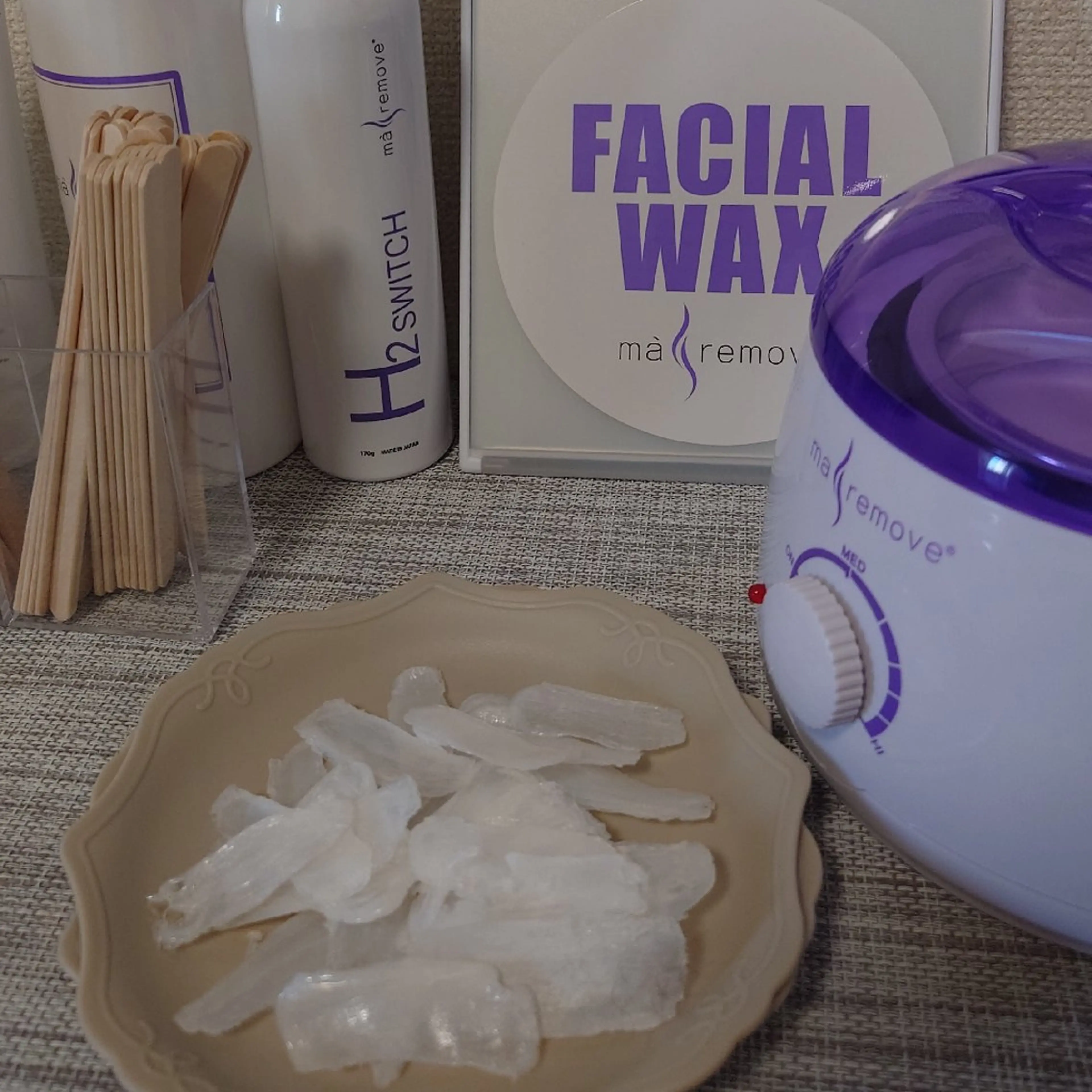 フェイシャルワックス脱毛(全顔、保湿含む)の写真