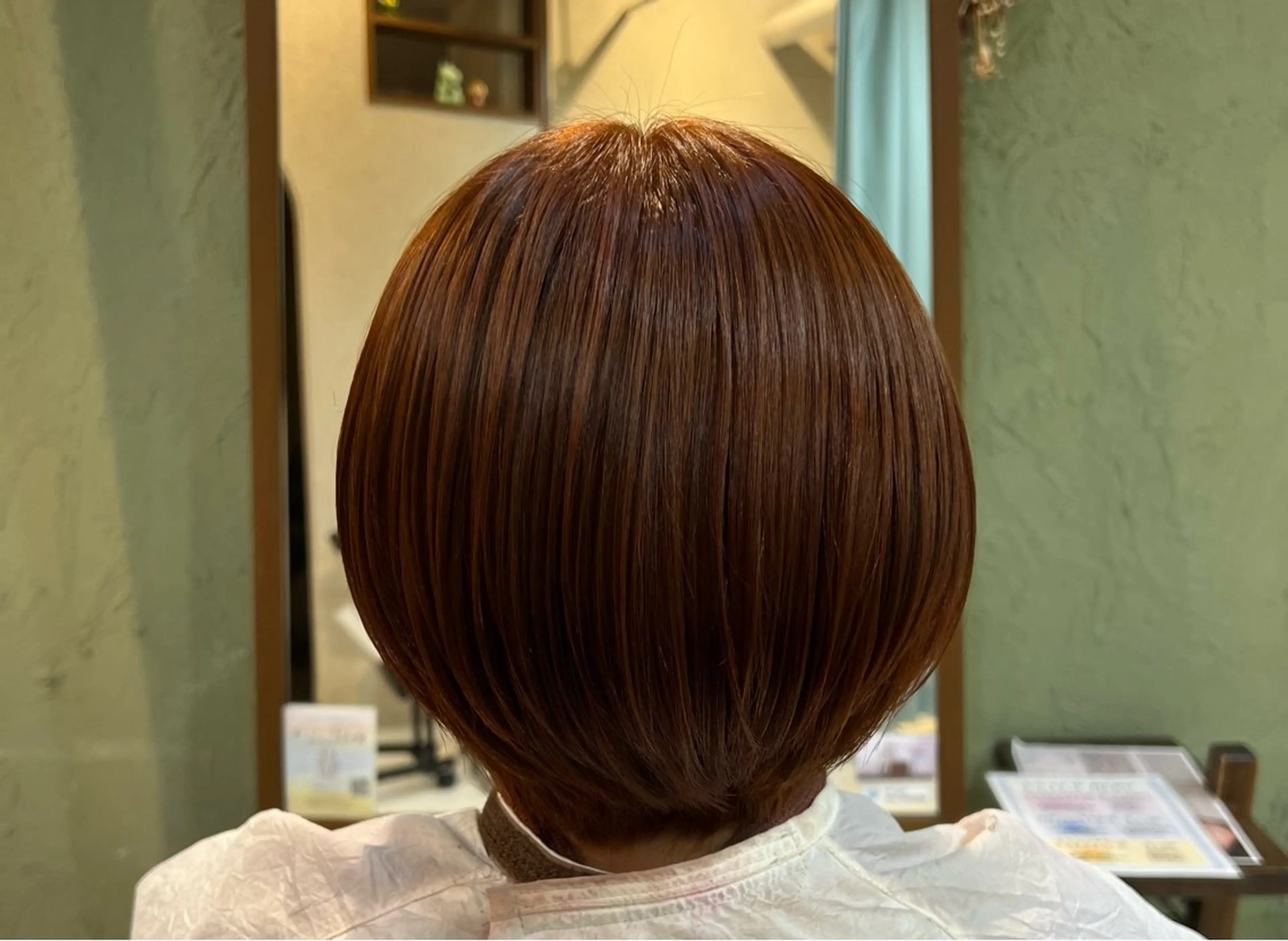 ショート カラー ブリーチ ブラウンカラー ブリーチなしカラー オレンジ オレンジブラウン カット ヘアカラー epris所属・木本 歩々乃のヘアスタイル