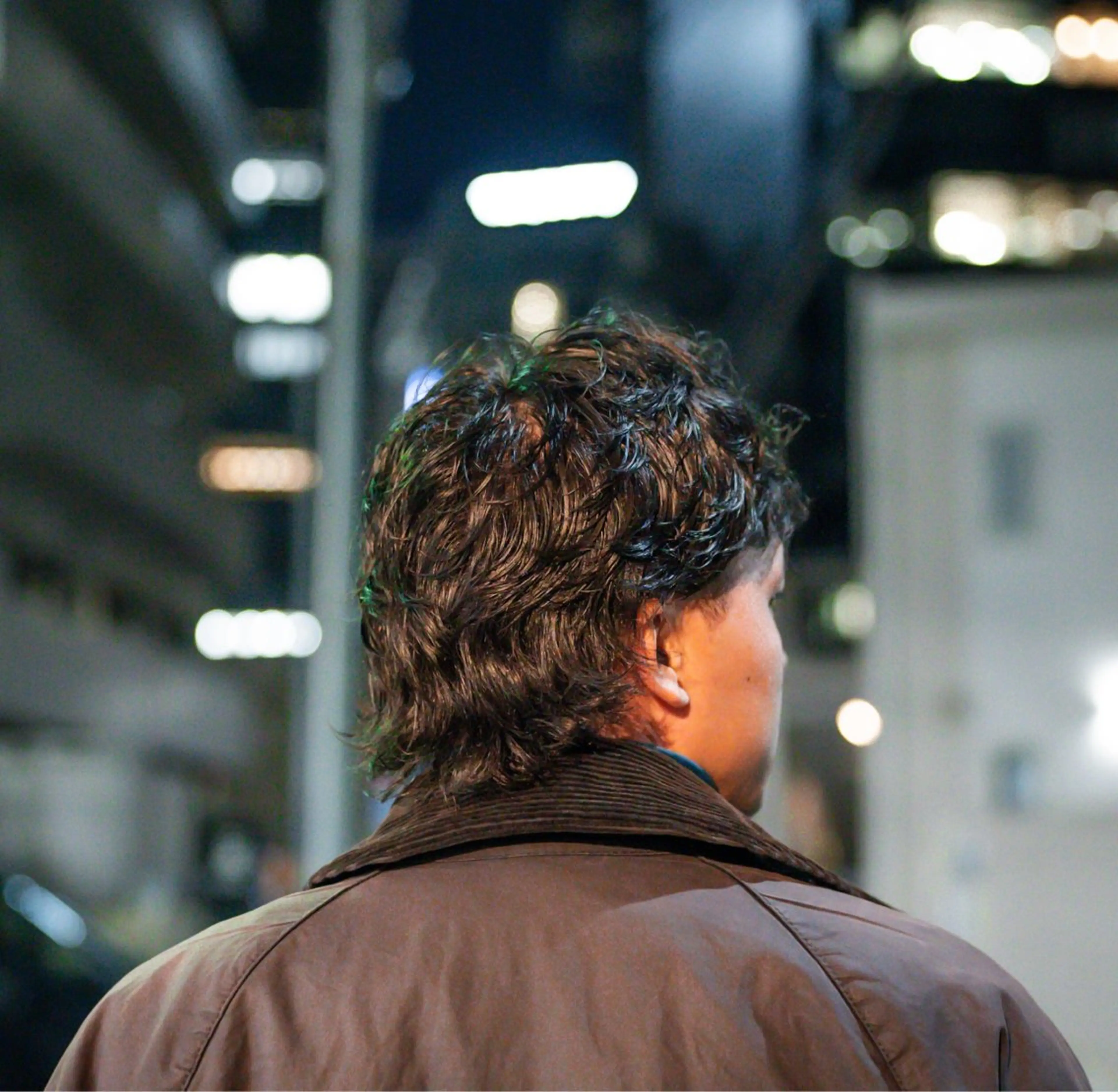 ミディアム カラー パーマ メンズ ミディアムパーマ メンズパーマ くせ毛 🔗メンズサロン🔗 Kieのヘアスタイル